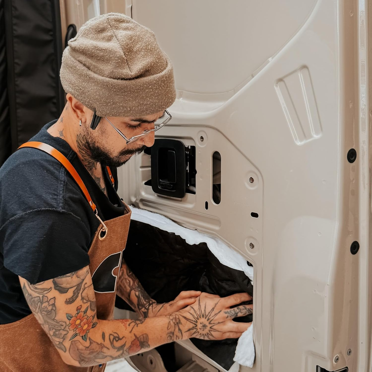 Thinsulate SM600L Automotive Camper Van Insulation 60 Inch X 240 Inch (5 Feet X 20 Feet) image number 2