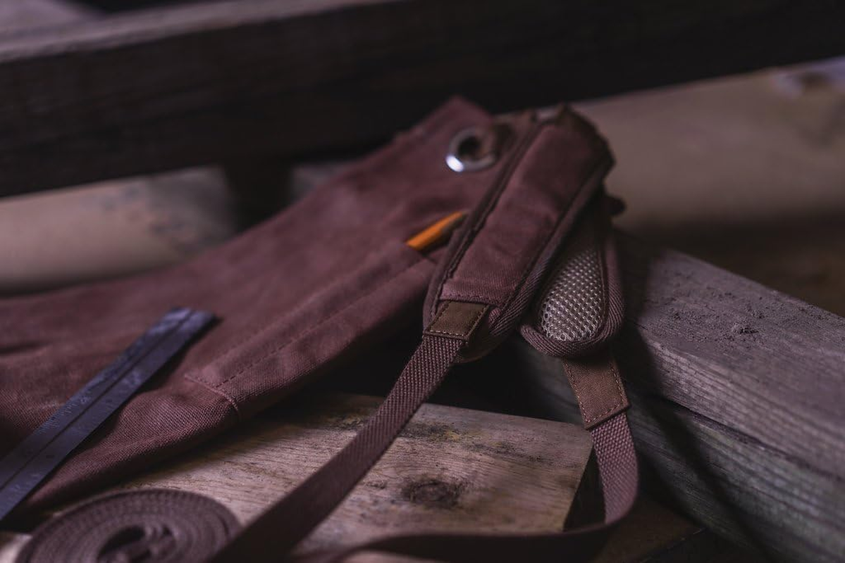 Waxed Canvas Heavy Duty Shop Apron with Pockets Adjustable up to XXL for Men and Women - Texas Canvas Wares image number 6