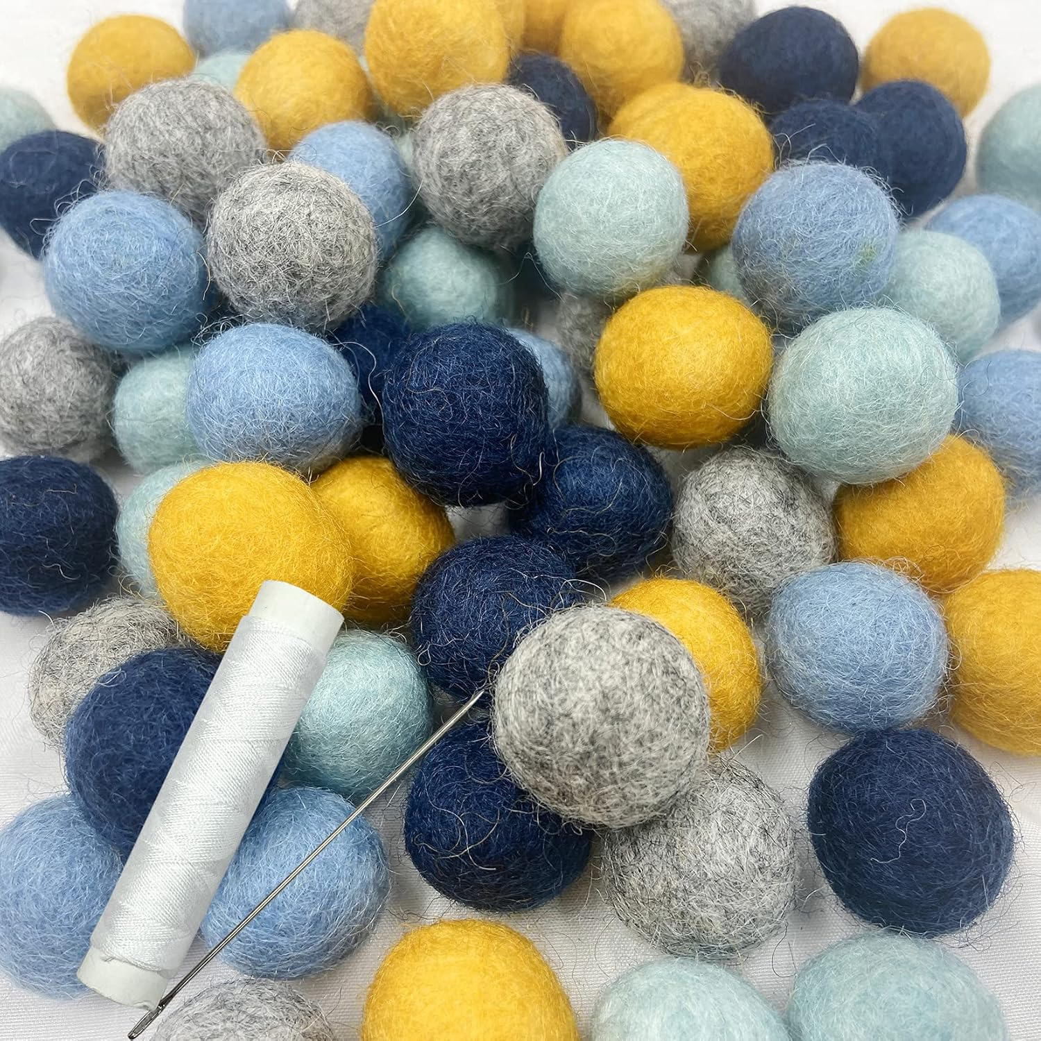 Felt Pom Pom Balls 2Cm 80Pc Wool Bunting Home Decor DIY Custom Felt Ball Party Garland - Color1 image number 2