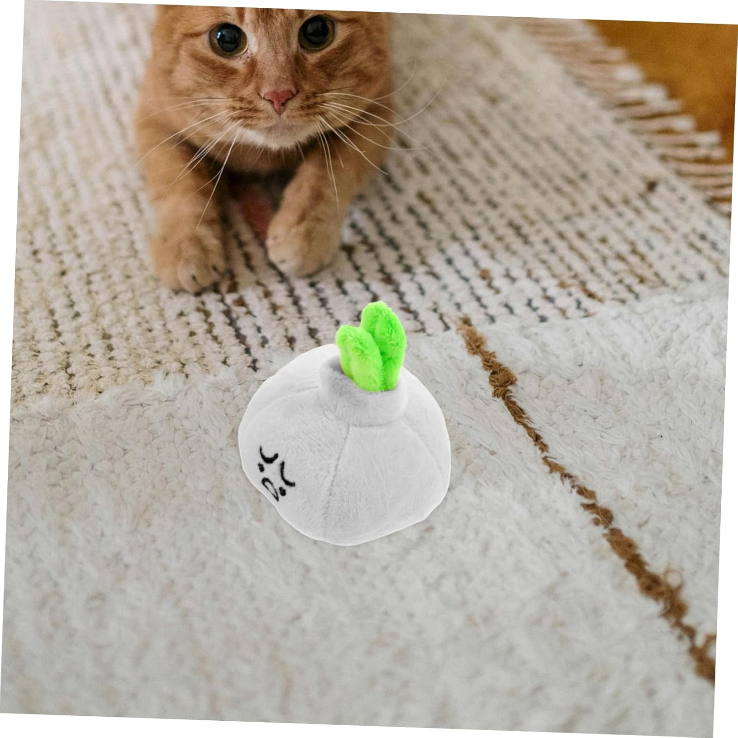 Ibasenice Interactive Plush Cat Toy Soft Garlic-Shaped Design Chewable Fabric for Kittens Engaging Indoor Play Biteresistant Cartoon Style image number 5