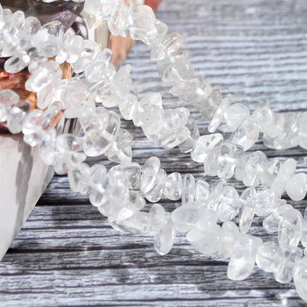 260Pcs Natural Clear Crystal Beads Chips 5Mm to 8Mm Irregular Gemstone Beads with Holes DIY for Bracelet Necklace Earrings Jewellery Making Craft 32 Inch