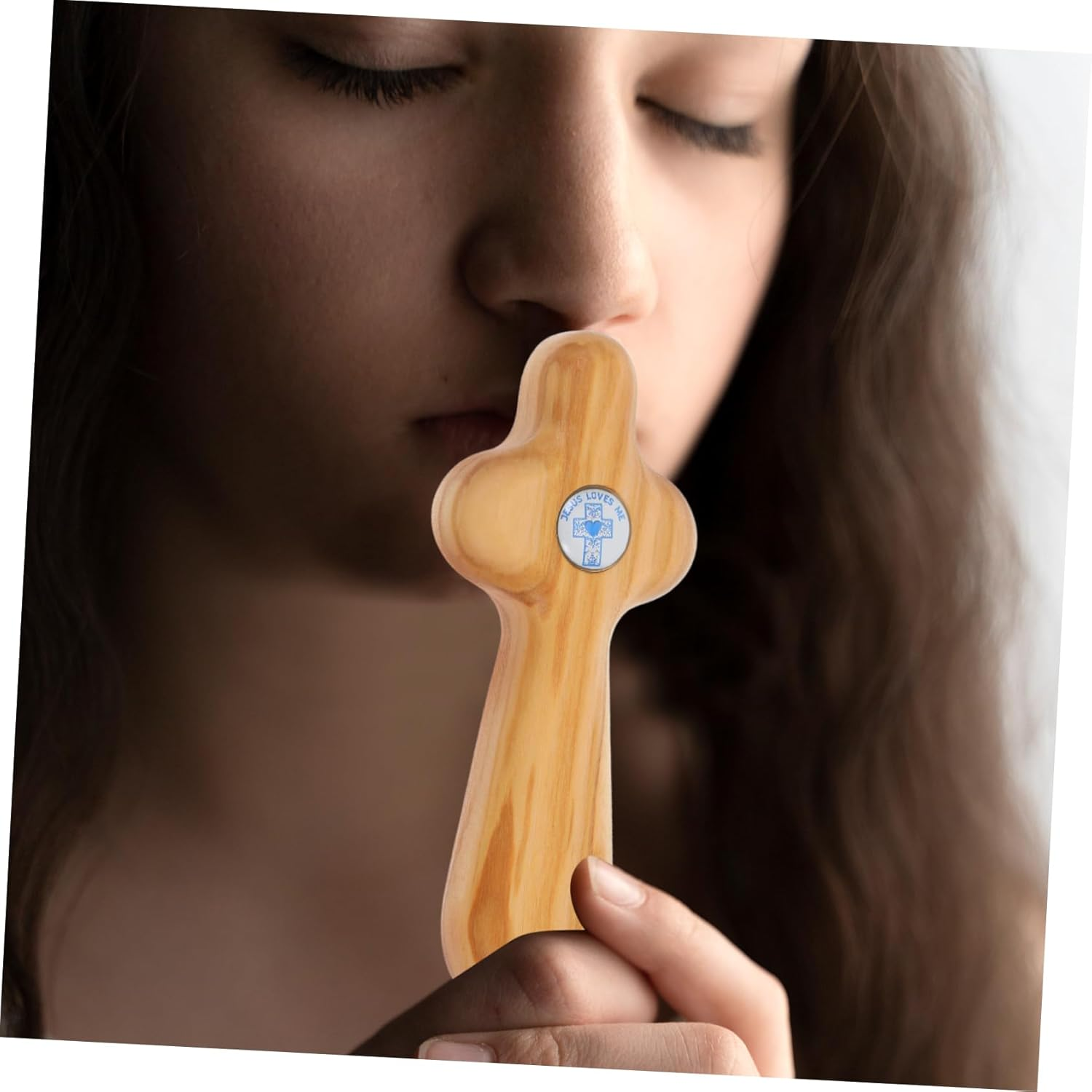 Homoyoyo Wooden Cross for Prayer Olive Wood Pocket Cross for Christian Ceremonies Unique Artisan Quality for Baptism Confirmation Thoughtful Religious Keepsake image number 2