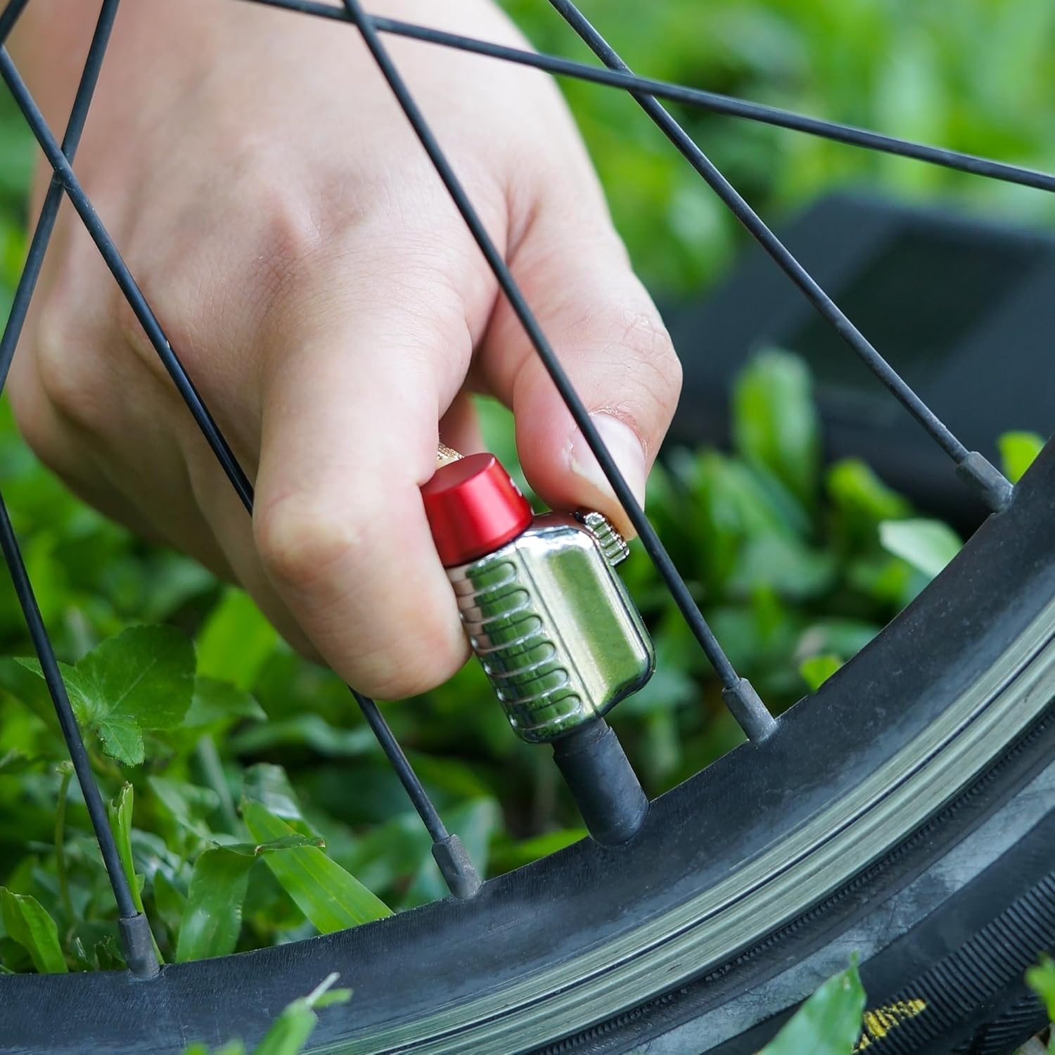 711L Schrader Air Chuck - Snap & Lock Inflator Attachment for Bicycle, Bike, Motorcycle, Car Tires with Shrader Valves (Brass) image number 5