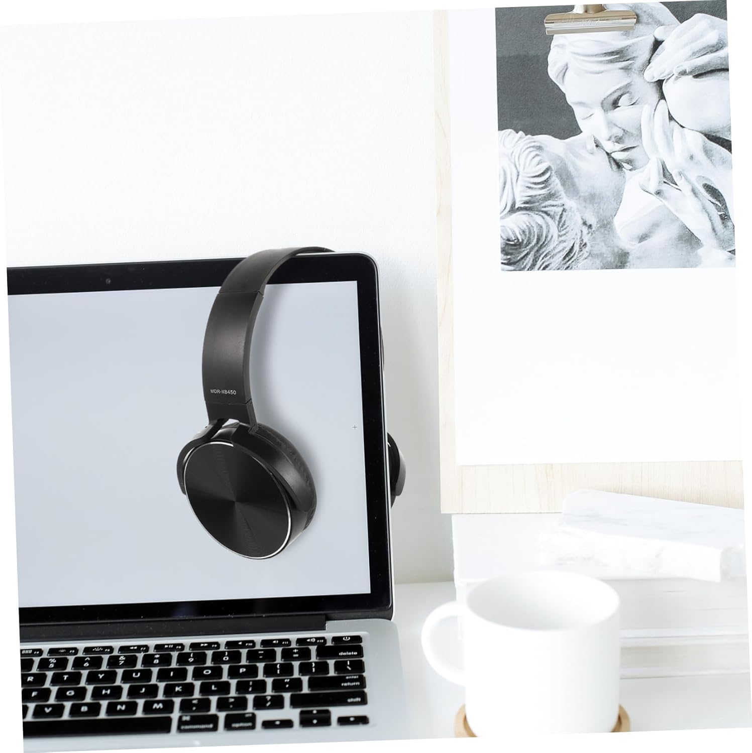 LALAFINA Wired Stereo Headset with Microphone for Gaming and Phone Calls, Over-Ear Head-Mounted Design, Black, Suitable for Laptop and Computer Use image number 4