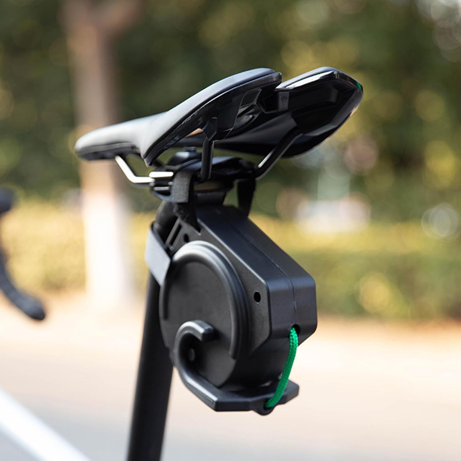 Mountain Bike Tow Rope - Outdoor Riding Tow Rope with Hook,Retractable Cord for Adult-Assisted Riding Family Cycling Trips image number 4