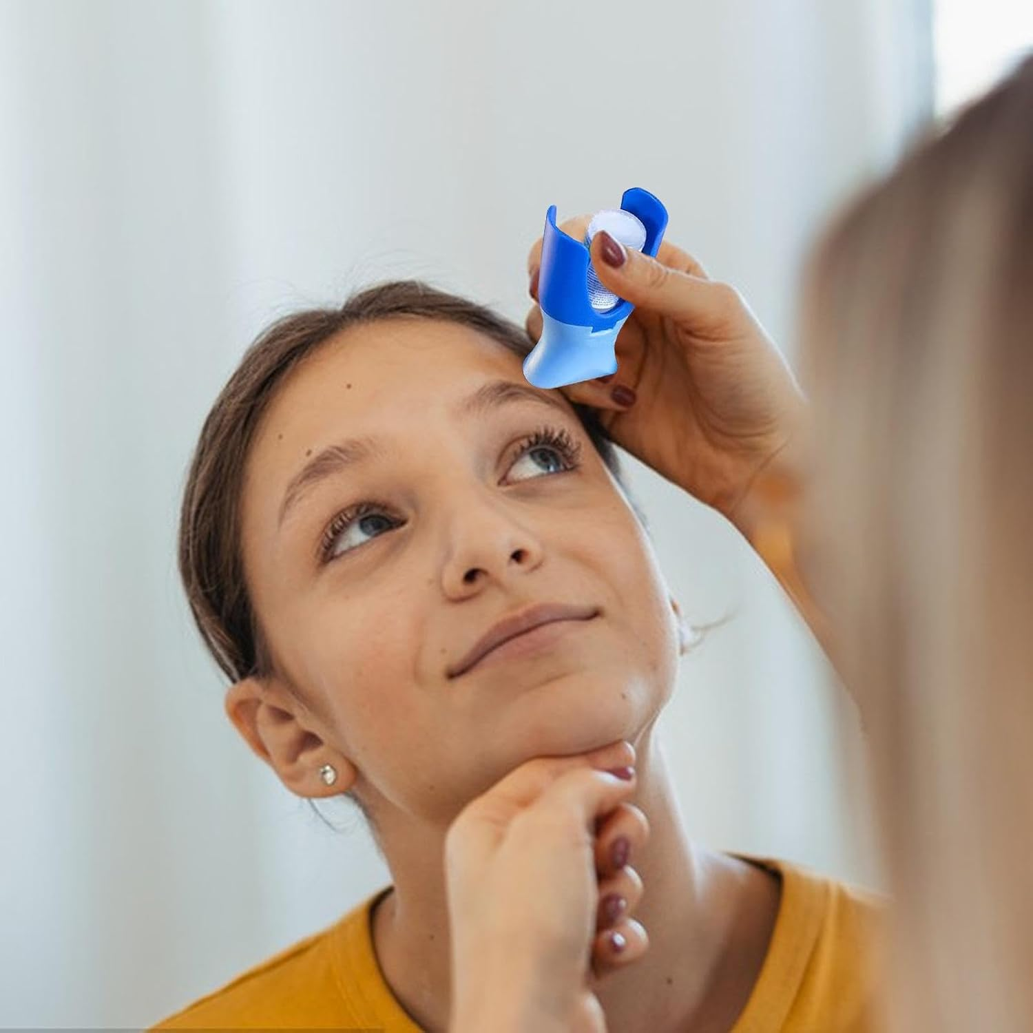 Eye Drop Dispenser | Portable Eye Dropper Cup Eye Drop Guide,Hygienic Safe Eye Drop Holder Eye Dropper Aid Tool for Easy Application image number 2