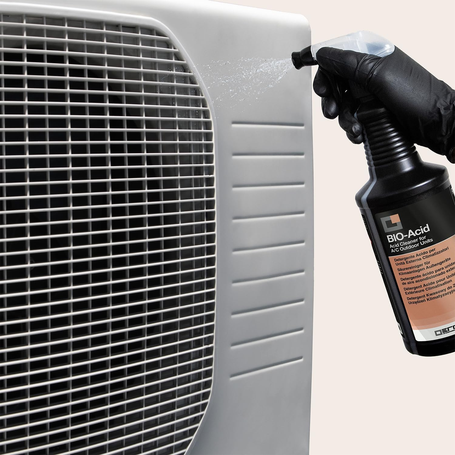 ERRECOM Cleaning Kit for A/C Condensers with Biodegradable Surfactants, Includes 1 L Bottle of Acid Cleaner Bio-Acid, 1 L Bottle of Alkaline Cleaner Bio-Alkaline and Disposable Gloves image number 4