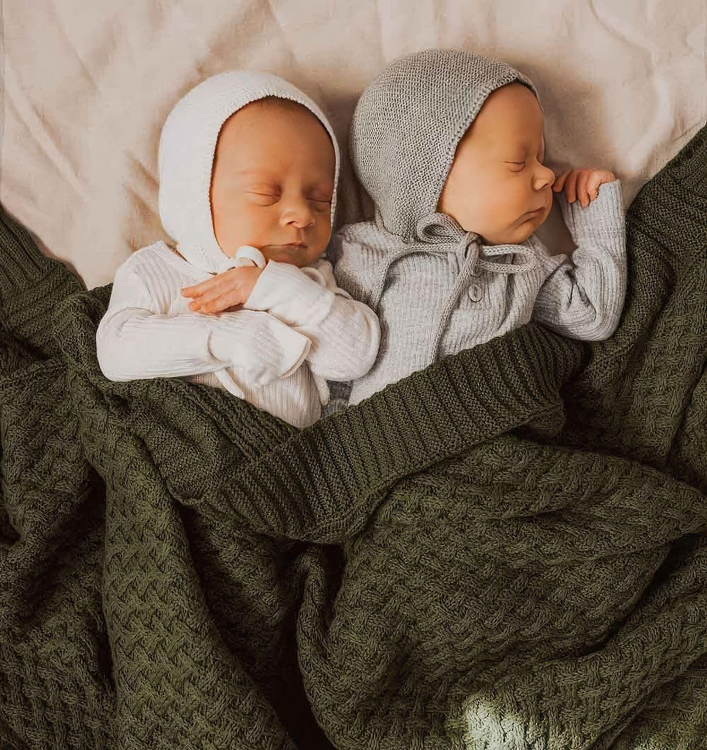 Snuggle Hunny Baby Blanket, Newborn to Toddlers, Organic Cotton Diamond Knit, Perfect Knitted Baby Pram and Stroller Blanket, Olive image number 3