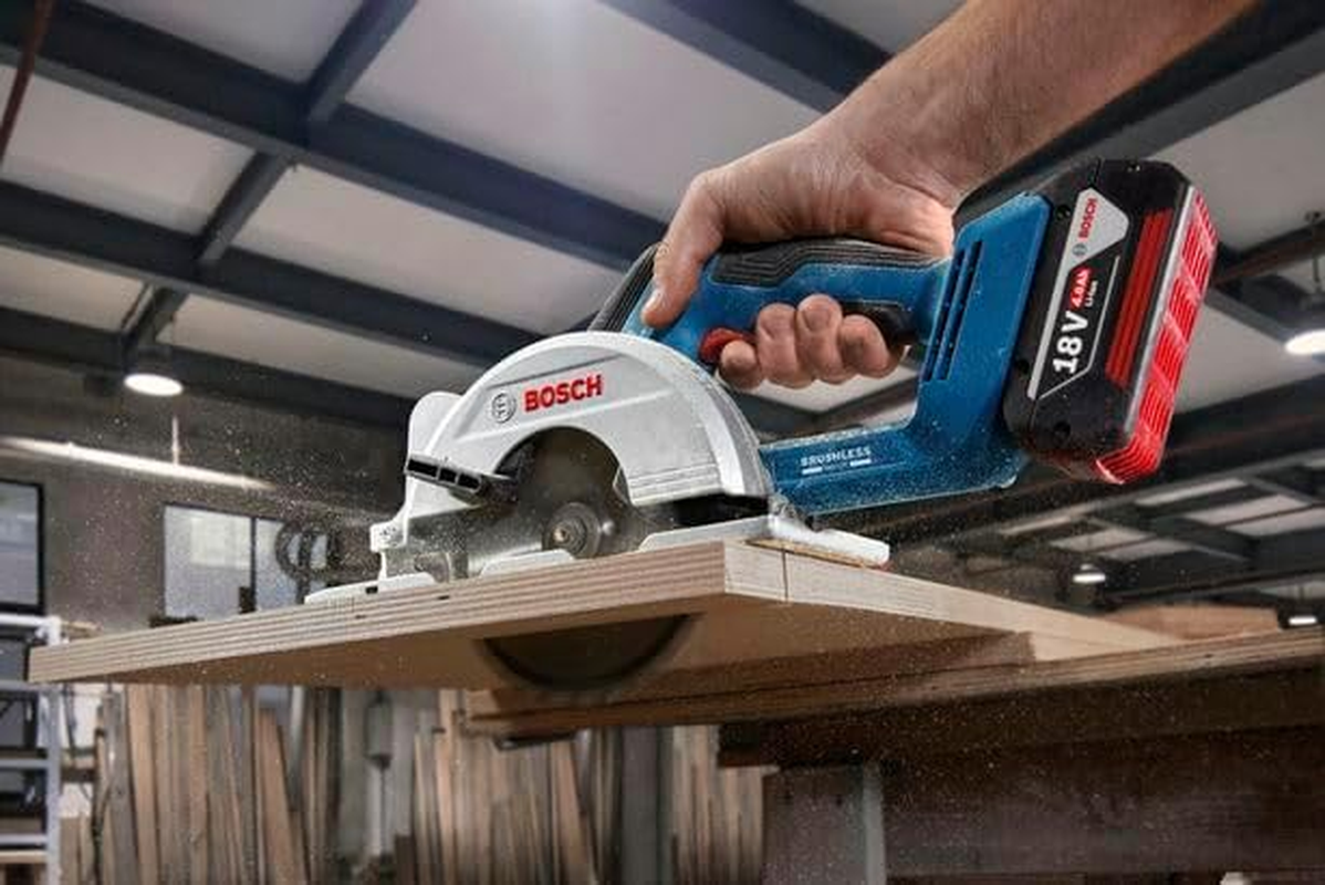 Bosch GKS 18V-51 Cordless Circular Saw image number 4
