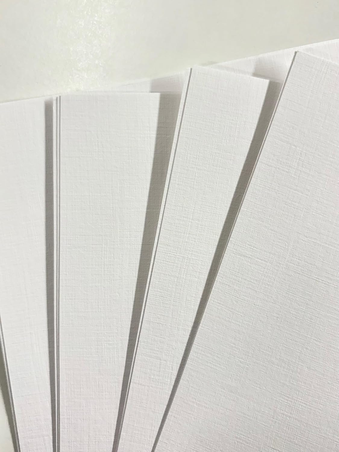 50 Sheets White Linen Card Silkweave Textured A4 Card 250Gsm image number 3