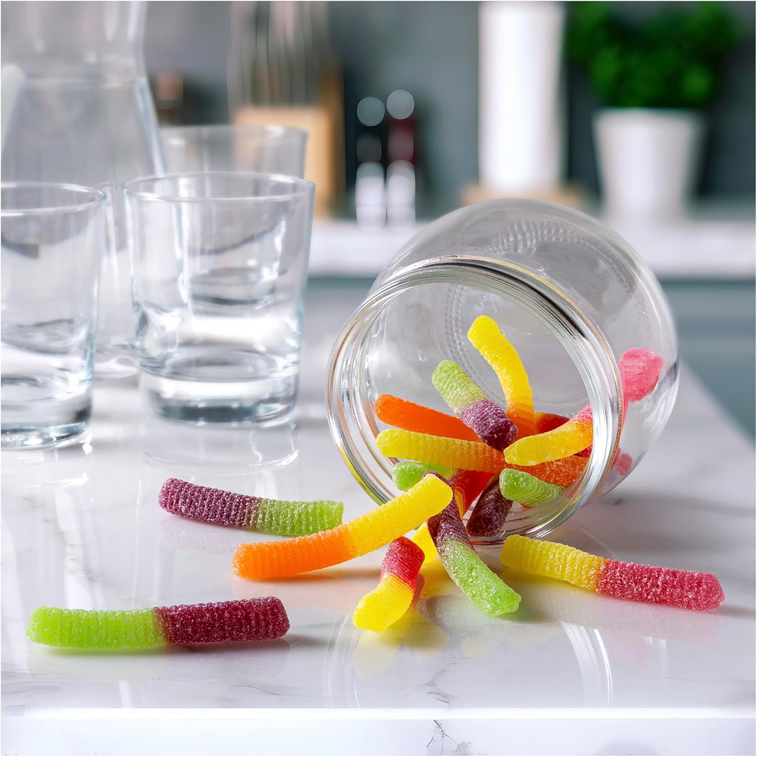 The Natural Confectionery Co. Sour Squirms Lollies 400G image number 2
