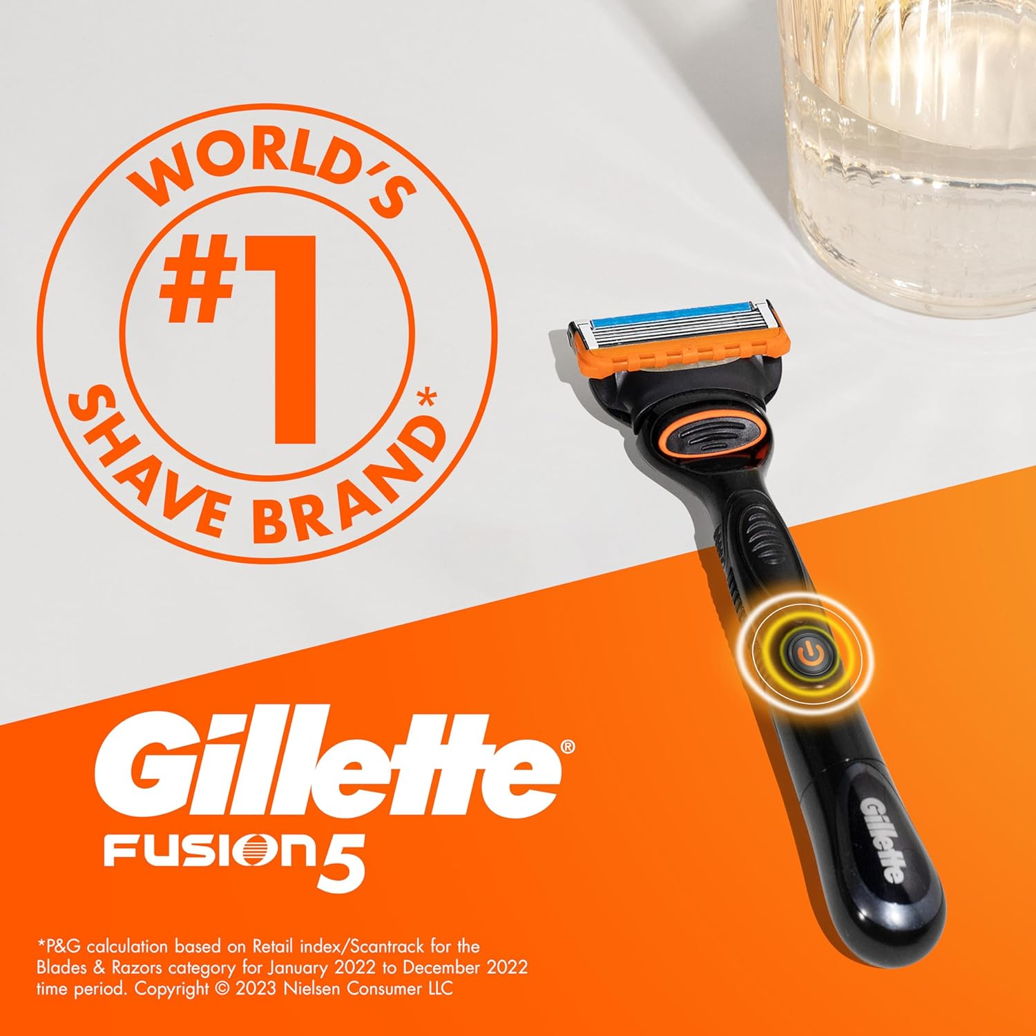 Gillette Fusion5 Razor 1 Count Replacement Cartridge 4 Count + Wall Hanger, Shave Care image number 2