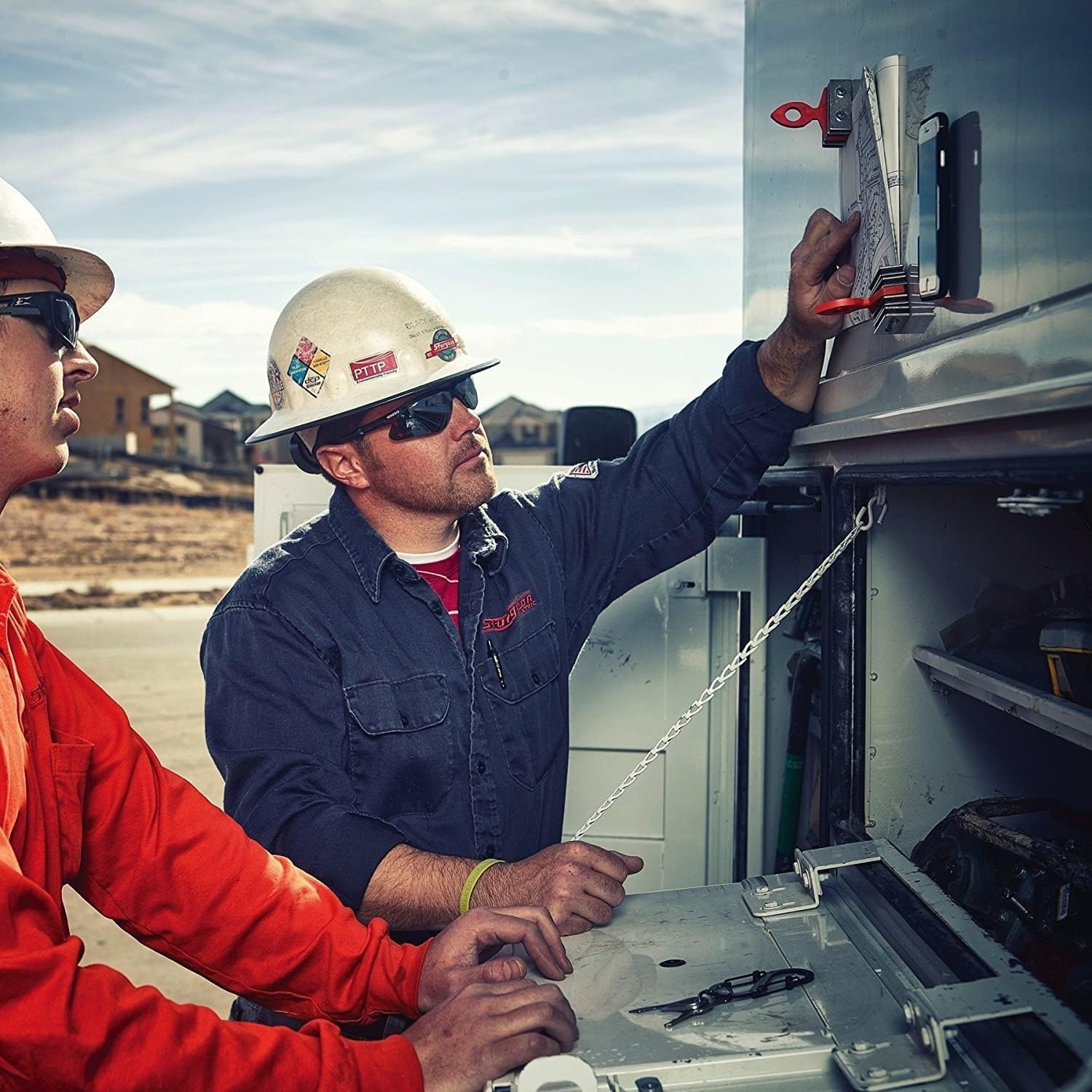 Nite Ize STSM-11-R7 Steelie Magnetic Phone Socket image number 1