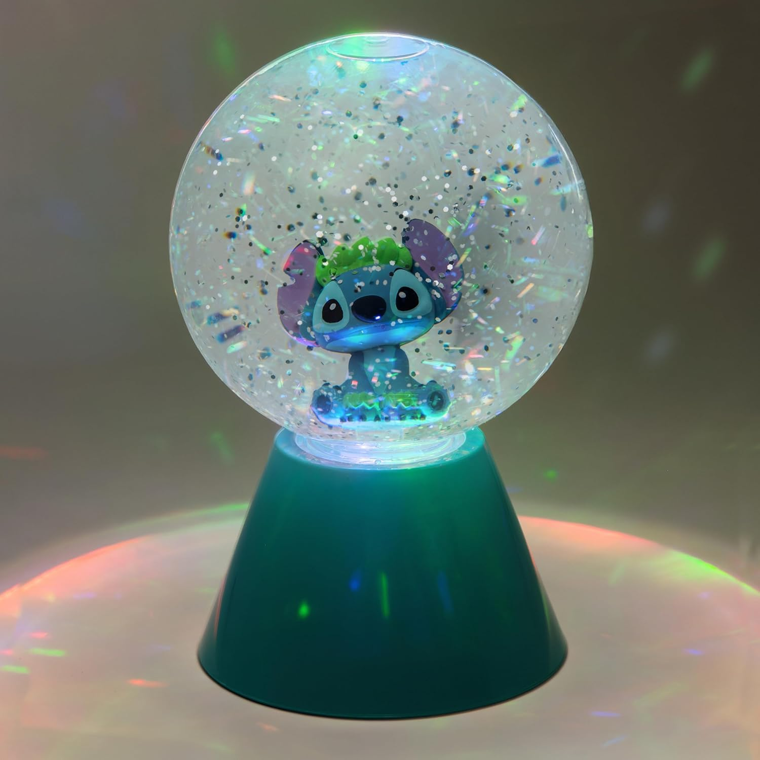 Paladone Disney Lilo & Stitch LED Glitter Globe, Officially Licensed Gift, Colour Changing Luminous Snow Globe for Kids, Teens, Adults, Compact Design image number 3