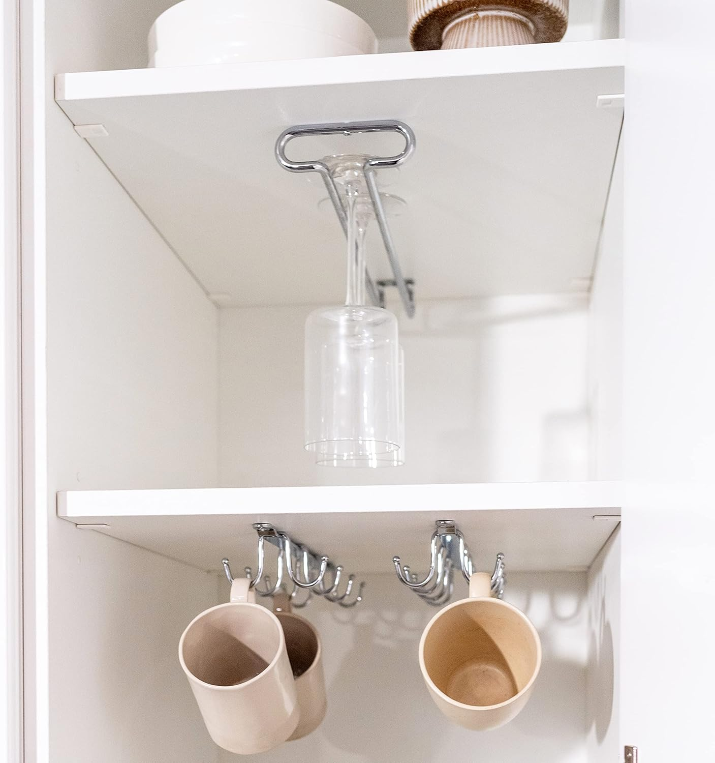 Emuca - Glass Holder for Hanging, Glass Rail for Bar Furniture or Shelf, Chrome-Plated Steel, Length 28 Cm image number 3