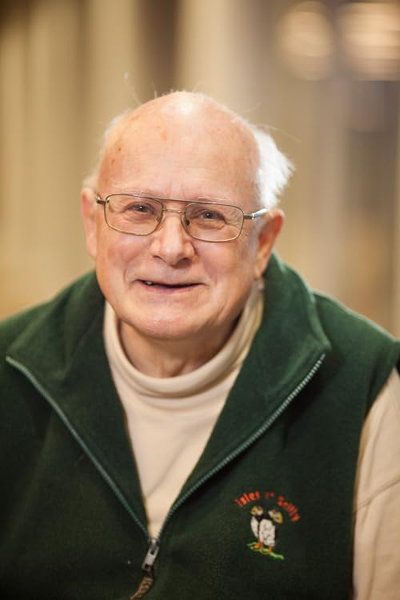 2024 Guide to the Night Sky Southern Hemisphere: a Month-By-Month Guide to Exploring the Skies above Australia, New Zealand and South Africa image number 1