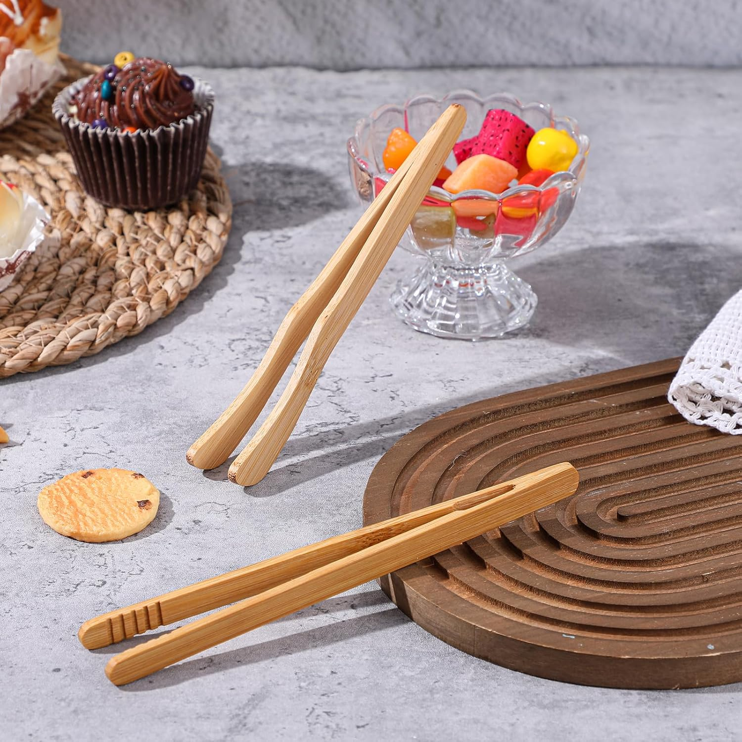Toaster Tongs Set of 6 Wooden Toast Tongs Multipurpose Kitchen Tong Bamboo Cooking Utensils Reusable for Bread Pickles Salad Snack Cheese Pasta Fruits Muffin Bacon Accessories image number 1