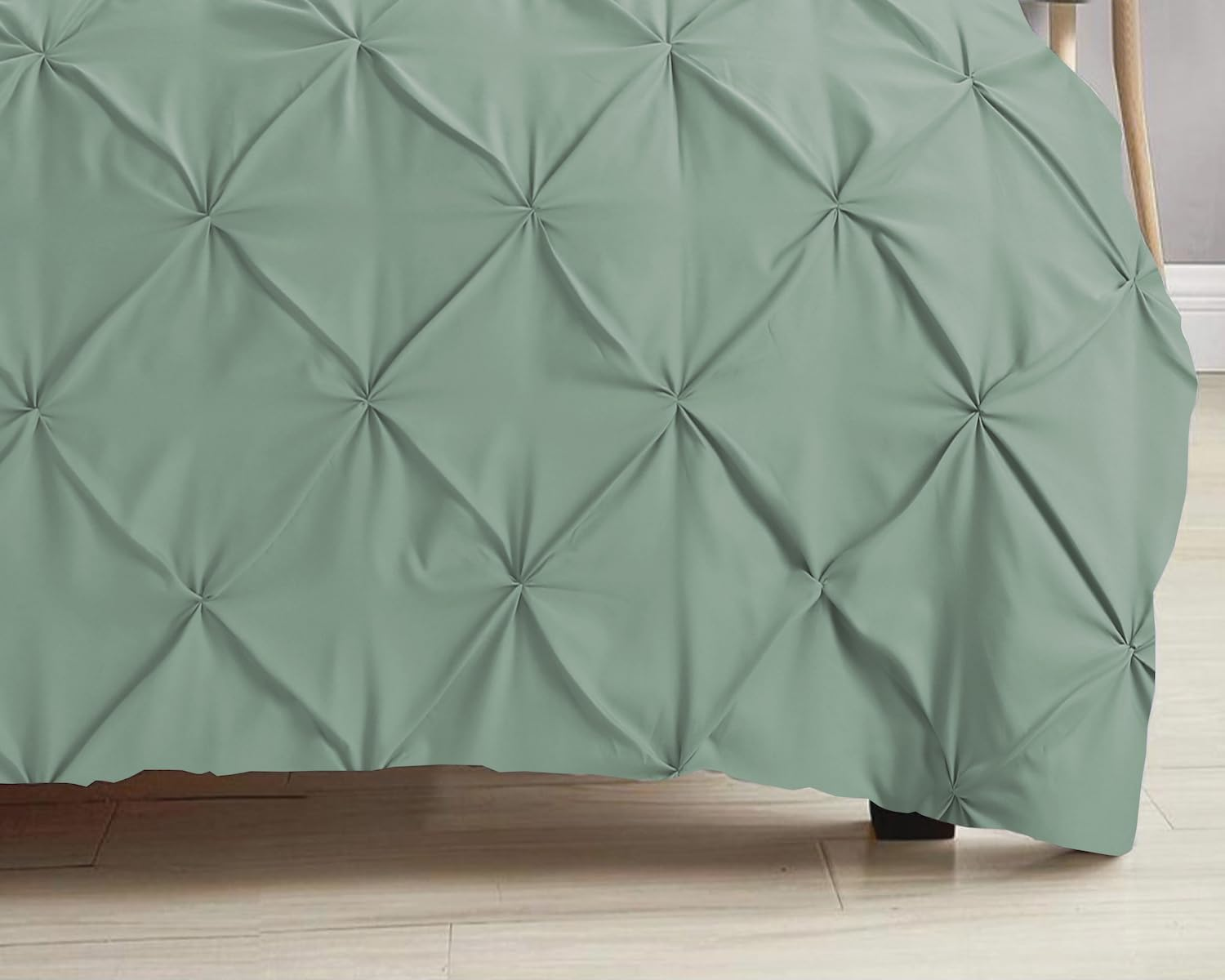 Linen Home Super King Duvet Cover Set Sage Green Pintuck Pinch Pleat Soft Microfibre Duvet Cover with 2 Pillowcases, Easy Care Wrinkle Free Bedding Set (Sage Green, Super King) image number 2