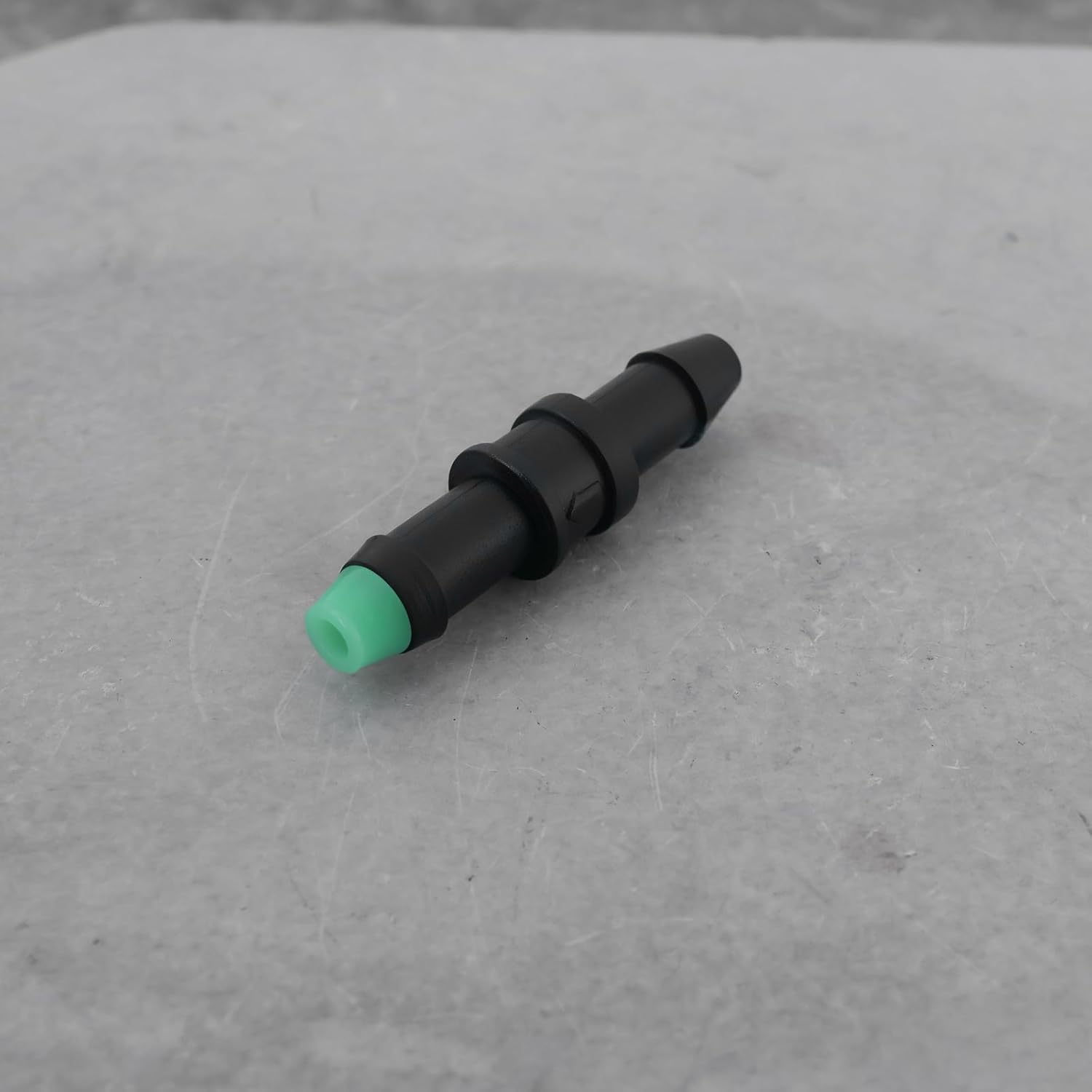 Emsea 4 Pieces Car 4 Mm Return Valve for Windscreen Washer System Check Valve One Way Return for 4 Mm Inner Diameter Windscreen Washer Pipes 0.1Bar image number 2