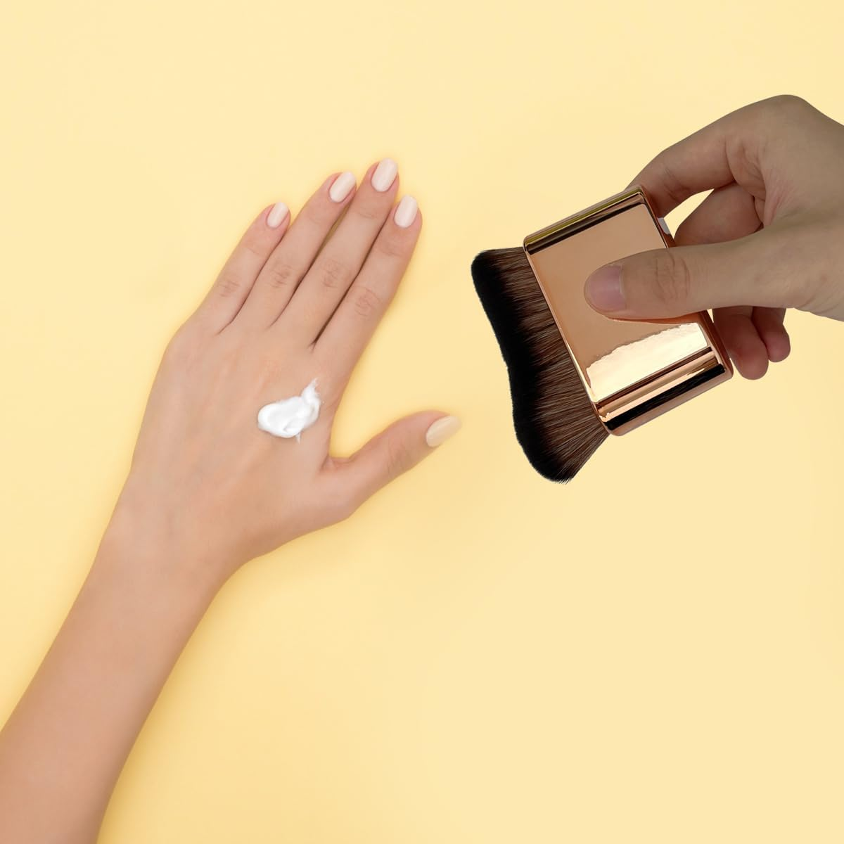 2PCS Body Tanning Brush Siren Makeup Brush ，Large Kabuki Foundation Body Makeup Brush for Fake Tan Face,Body & Leg Makeup(Rose Gold, Bright Black) - Black image number 2