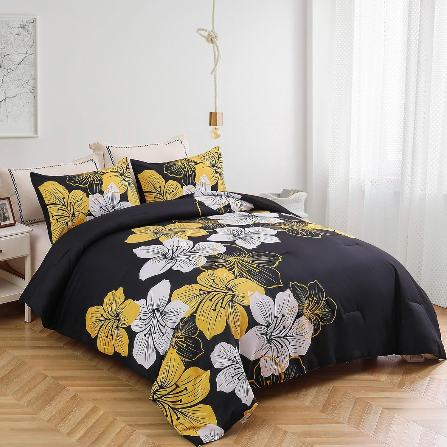 Menghomeus King Size Comforter Set Black/Gold Floral Bedding Comforter Sets Soft Microfiber Bed Comforter Set for All Season 3 Piece Botanical Flowers Comforter, Pillowcases