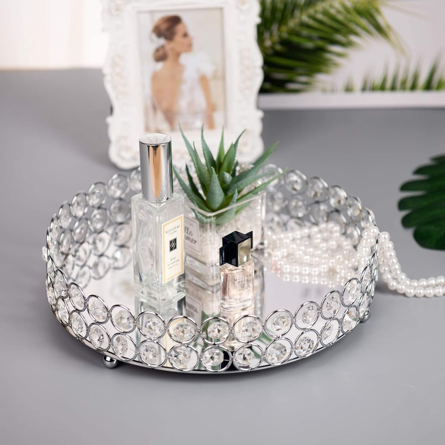 Feyarl Crystal Jewelry Tray Cosmetic Organizer round Tray Mirrored Decorative Trays for Perfume Bottles, 25Cm (Silver) - Silver image number 2