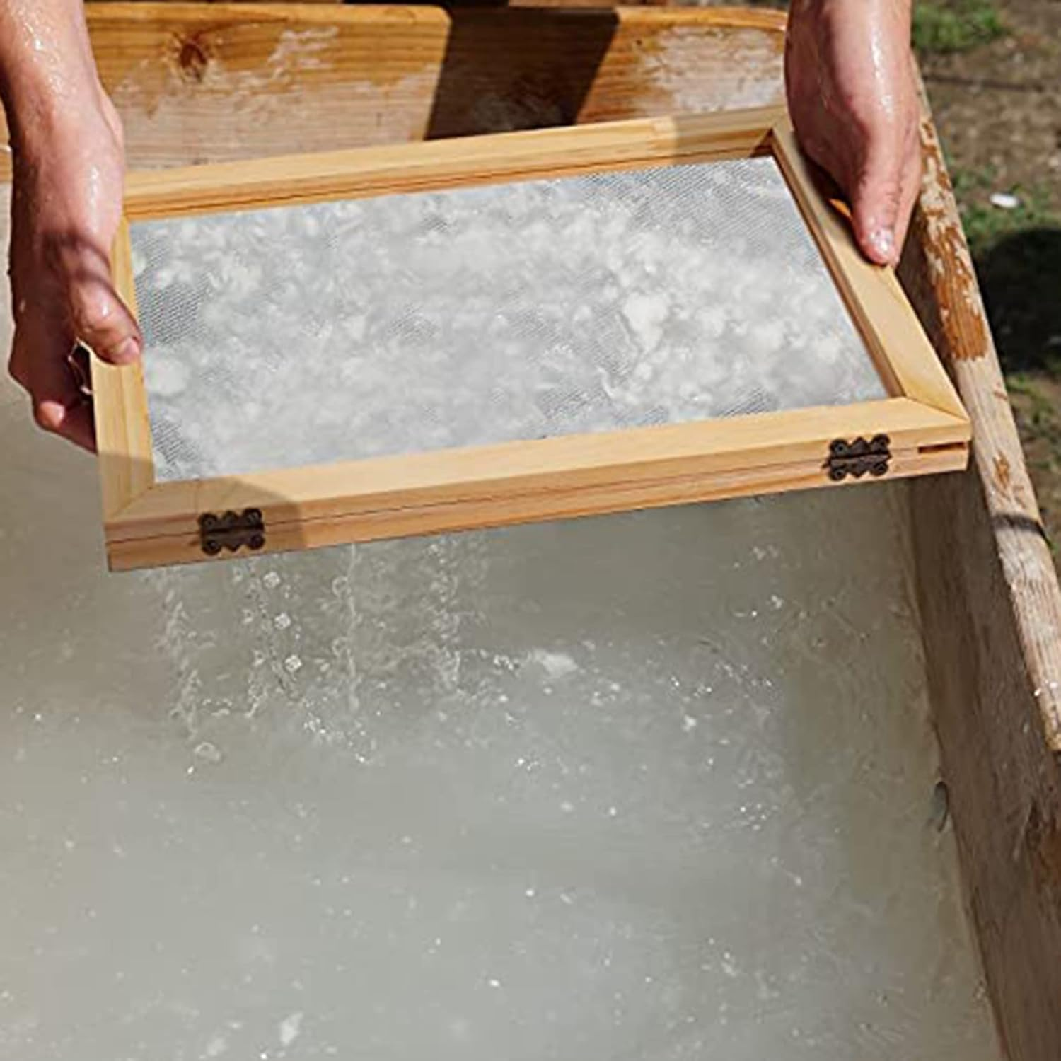 Yieidui 3 Pieces Paper Wooden Paper Mold Making Screen Kit 3 Size Frames for DIY 12.7X17.8Cm 19.8X24.8Cm 24.8X33.0Cm image number 3