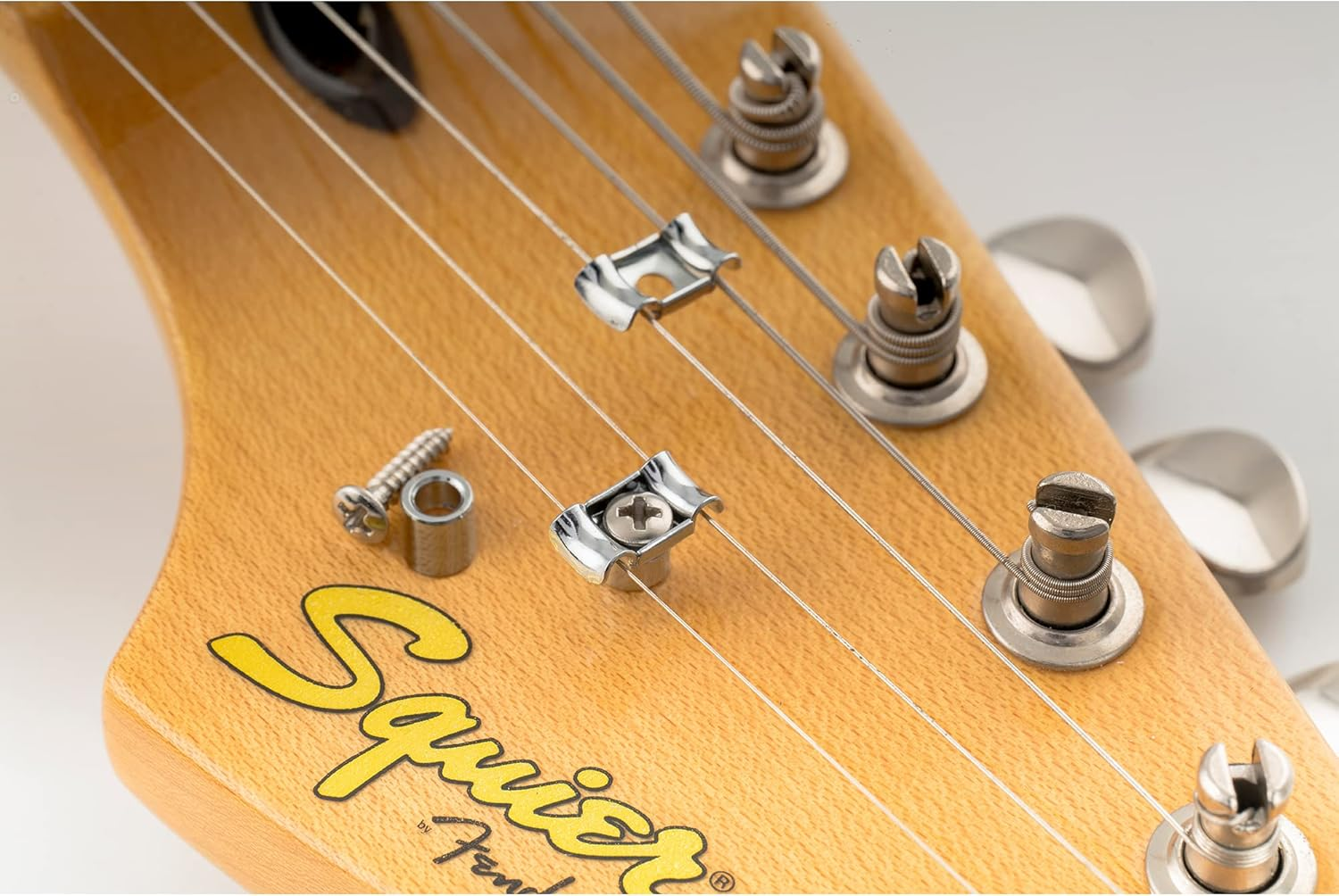 Musiclily Pro Steel Vintage Butterfly Style String Retainer String Trees String Guides for Electric Guitar, Chrome (Set of 2) - Chrome image number 2