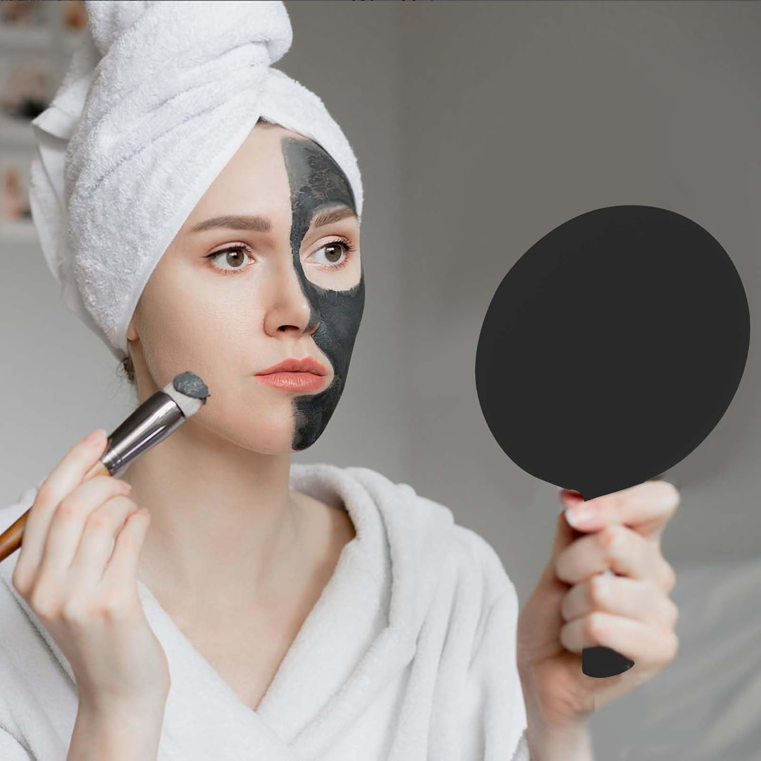 Handheld Mirror, round Makeup Mirrors with Handle, Hairdresser'S Shaving Mirror, Cosmetic Mirror, Pocket Mirror for Handheld Use, Home, Travel (Round Black) - Round Black image number 5