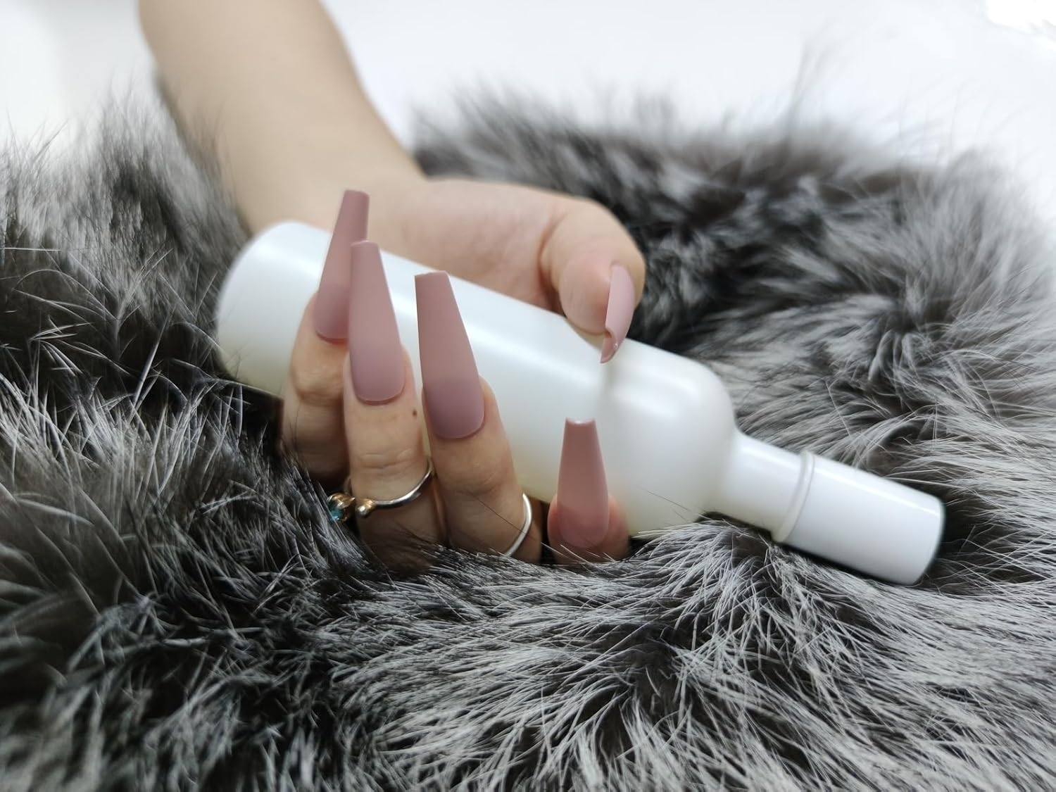 Press on Nails Fake Long Coffin Nail Tips Nude Matte 20 Pcs image number 4