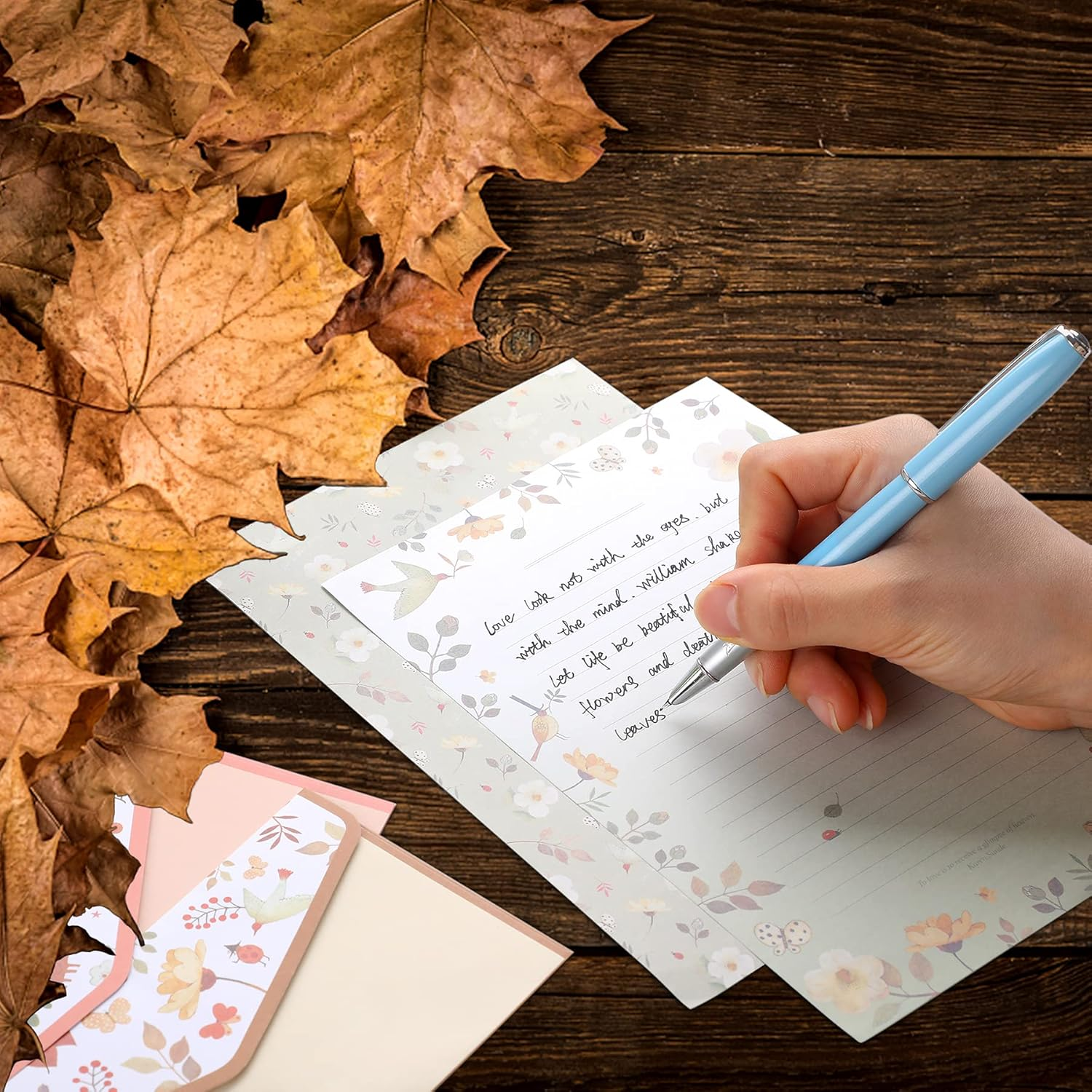 Stationery Writing Paper and Envelopes Set Cute Vintage Floral Letter Writing Paper for Women（18 Sheets +9 Envelopes） image number 1