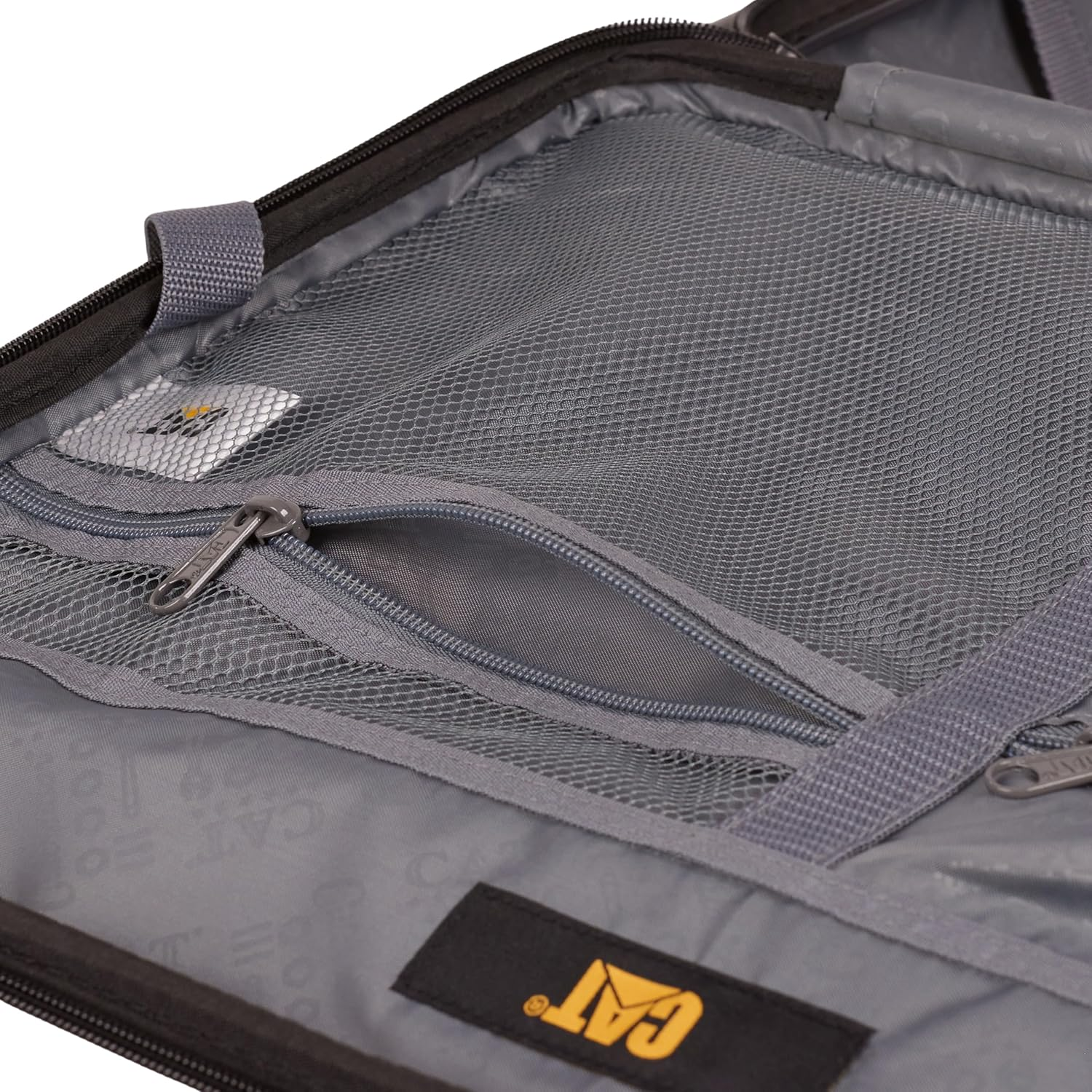 CAT Nexus Travel Suitecase with Open Front, Double Wheels and TSA Lock image number 4