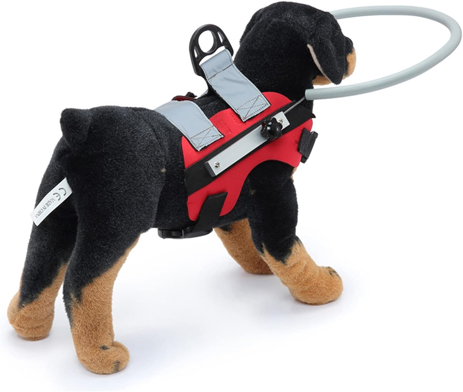 Pet Blind Halo, a Light and Practically Adjustable Dog Guard for Outdoor Use image number 3