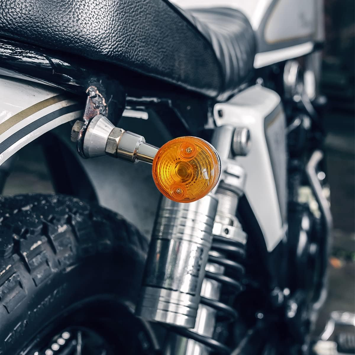 Motorcycle round Turn Signal Lights, 4PCS 12V LED Bulbs Blinker Direction Indicator Lamp, Universal for Honda Shadow Suzuki Kawasaki Harley Yamaha (Silver/4Pcs) image number 2