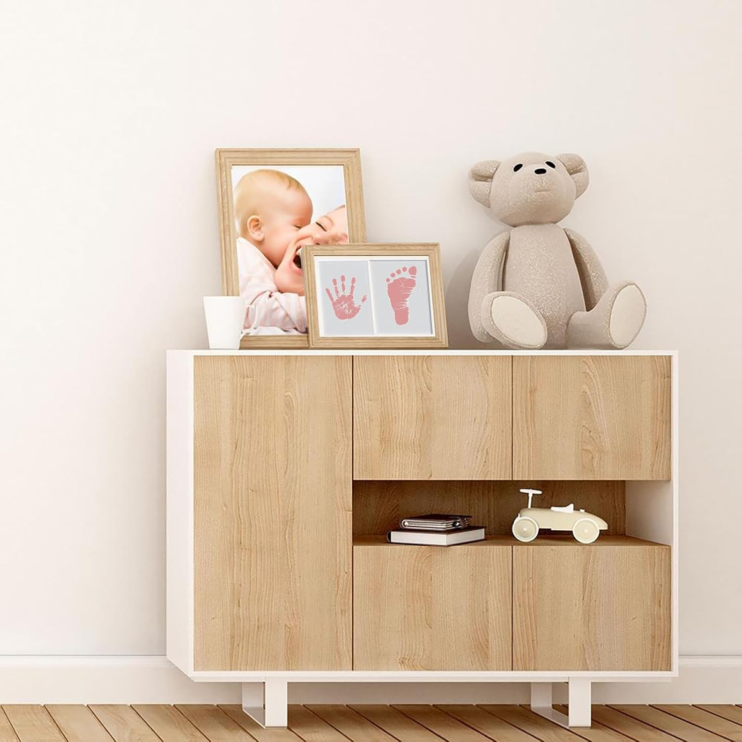 Lelonho Inkless Hand and Footprint Kit Clean Touch Ink Pad for Newborn Baby Pet Paw Print Kit(4 Ink Pads,8 Imprint Cards) (Black、Pink、Blue、Green) image number 5