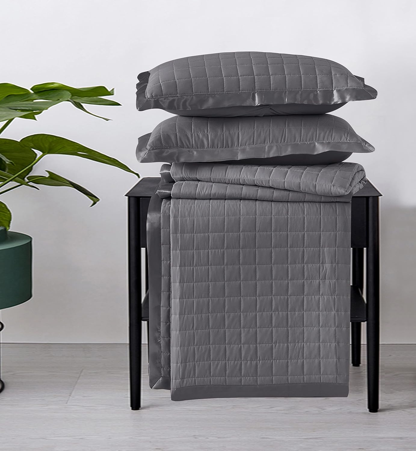 PRIME LINENS Quilted Bedspread Bed Throw 3 Piece Bedding Set Includes Comforter and 2 Pillow Cases Bedroom D&eacute;cor Embossed Quilt Bedding Set Osca (Grey, Super King)