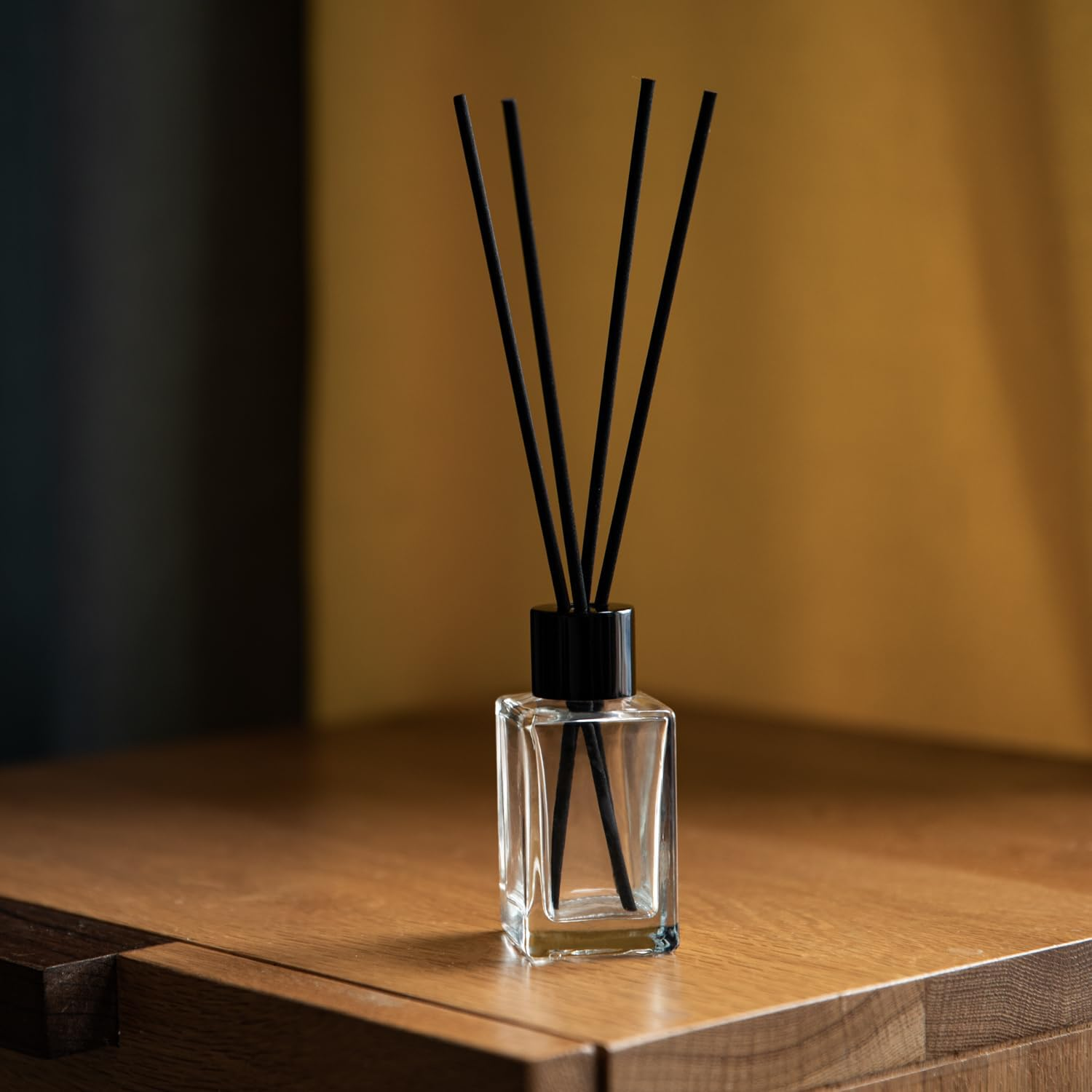 4PCS Empty Glass Fragrance Reed Diffuser Bottles, Refillable Diffuser Bottles with 20Pcs Reeds Sticks & Black Caps & Funnel, Diffuser Jars for Home Oil Fragrance Decoration (50ML) image number 6