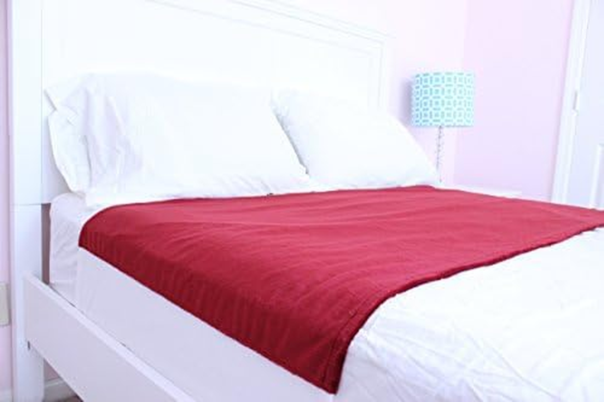 Cycleliners Period Bed Sheets Protector - Waterproof, Leakproof, Reusable, and Washable Menstrual Bed Pad (Queen, Black)