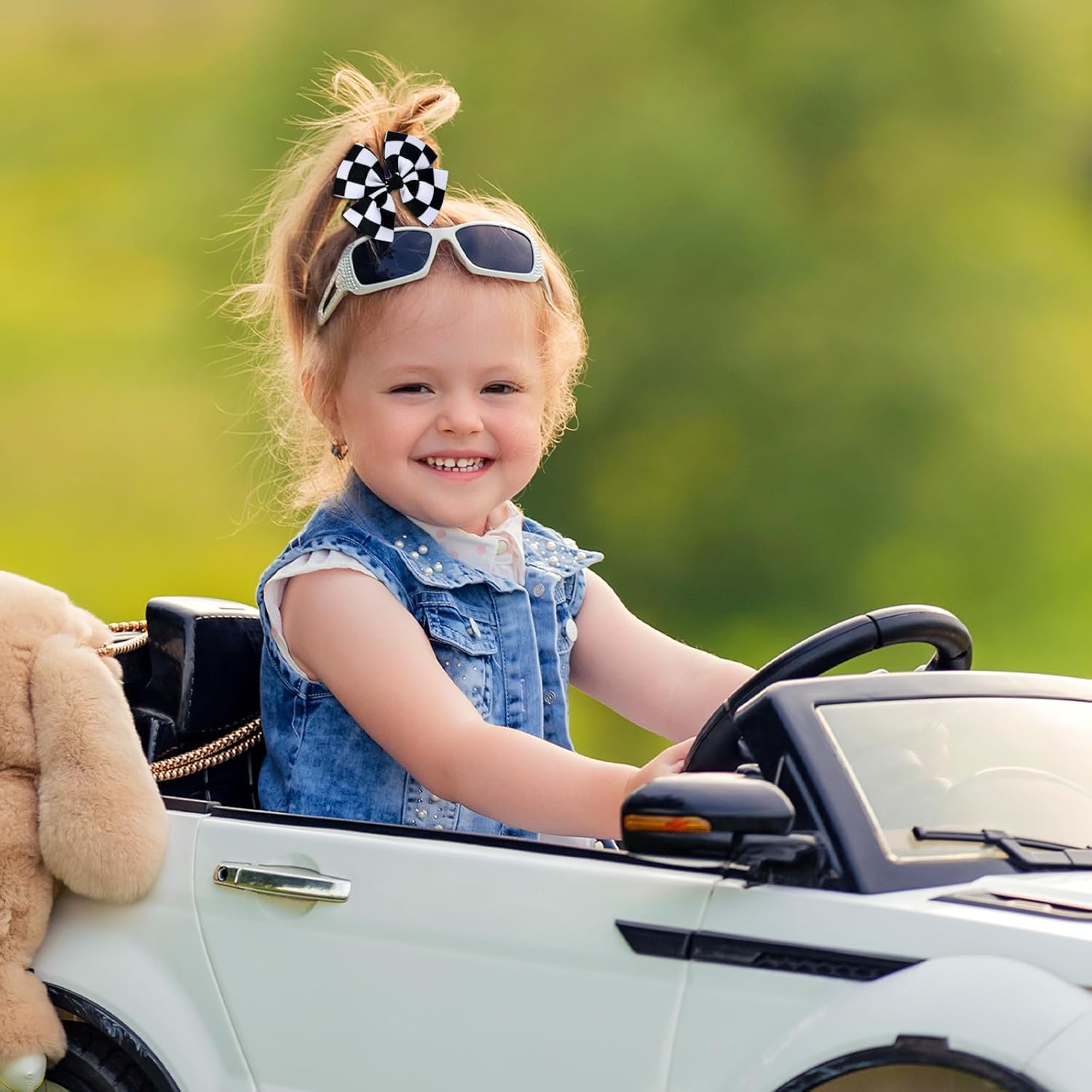 2Pcs Racing Checkered Flag Bow Clips, Hair Bow Clip Black and White Racing Fan Pigtail Hair Clips Hair Accessories Racing Checkered Styling for Kids Women Girls Thick Thin Hair