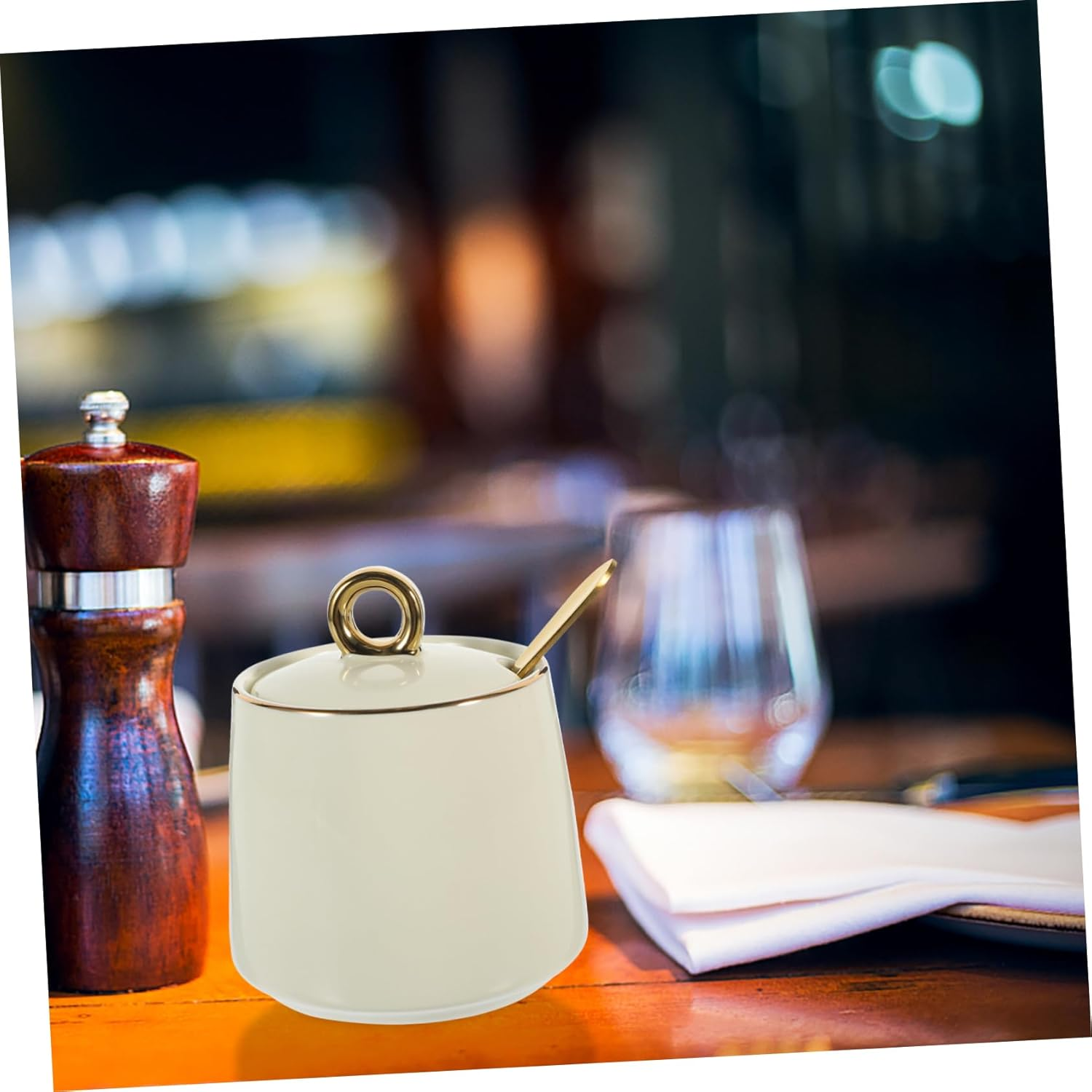 HOLIDYOYO Ceramic Seasoning Jar for Kitchen Spice Container Spoon for Salt and Pepper Storage Adorable Condiment Jar for Home Use