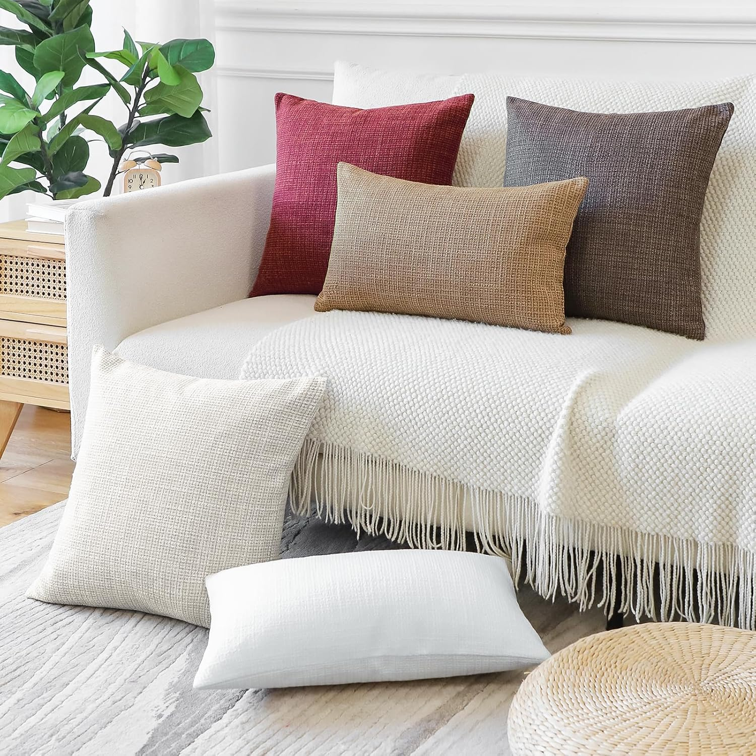 JOTOM Set of 2 Cushion Covers 40X60 Cm Linen Beige Decorative Throw Pillow Covers 16X24 Inch Lumbar Cushion Case Home Decor Pillowcases for Couch Sofa Living Room Bed (Beige) image number 4