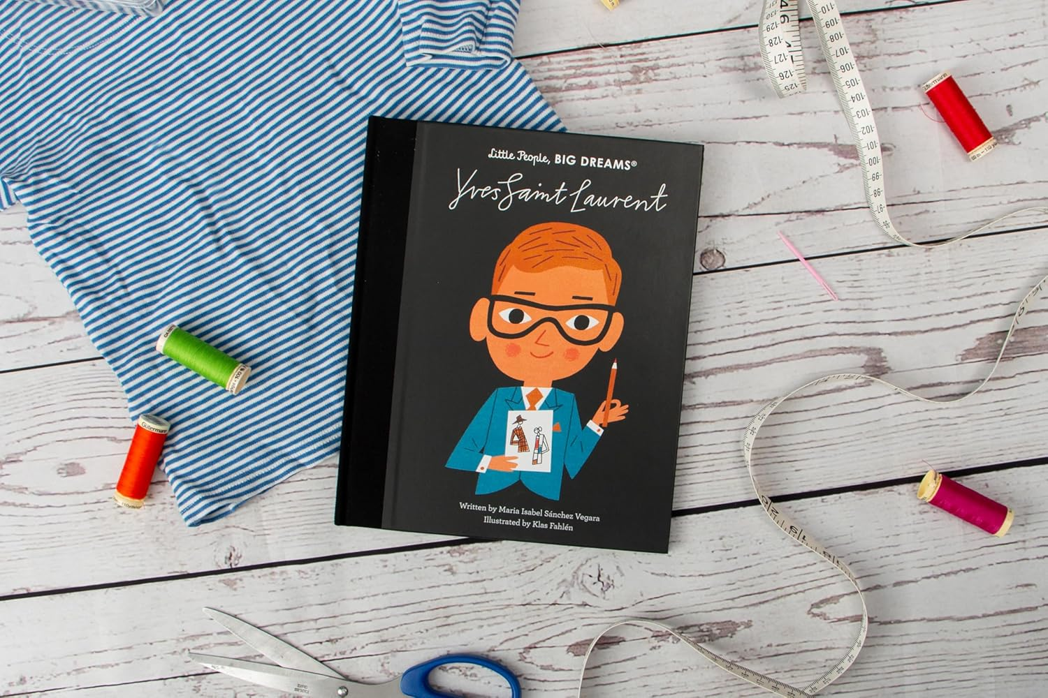 Yves Saint Laurent: Volume 130