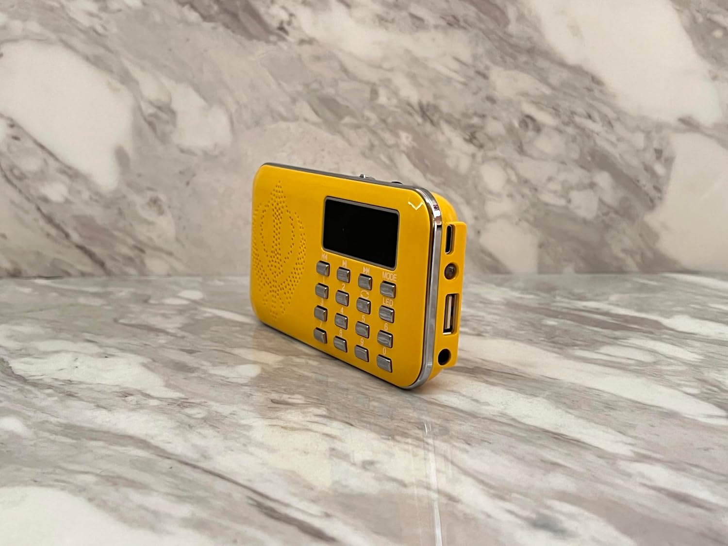 ਗੁਰਬਾਣੀ ਪਲੇਅਰ | Gurbani Player with 2100 Hours of Nitnem, Sukhmani Sahib, and Many Other Gurbani Track image number 3