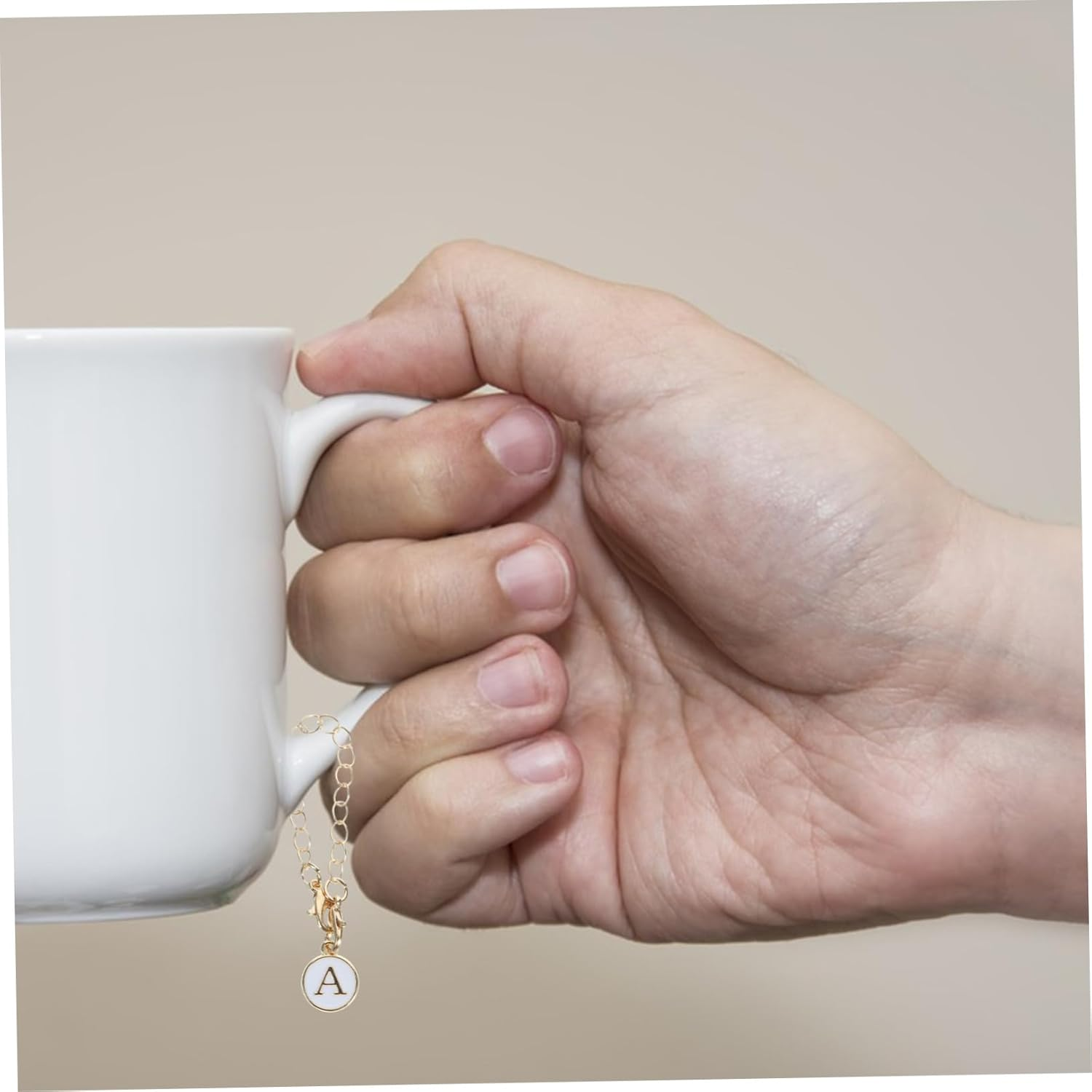 Veemoon Alloy Letter Keychain Pendant with Chain Alphabet Key Ring for Bags Back Purses Stylish Sturdy Accessory for Visibility and Everyday Use - Multi image number 6