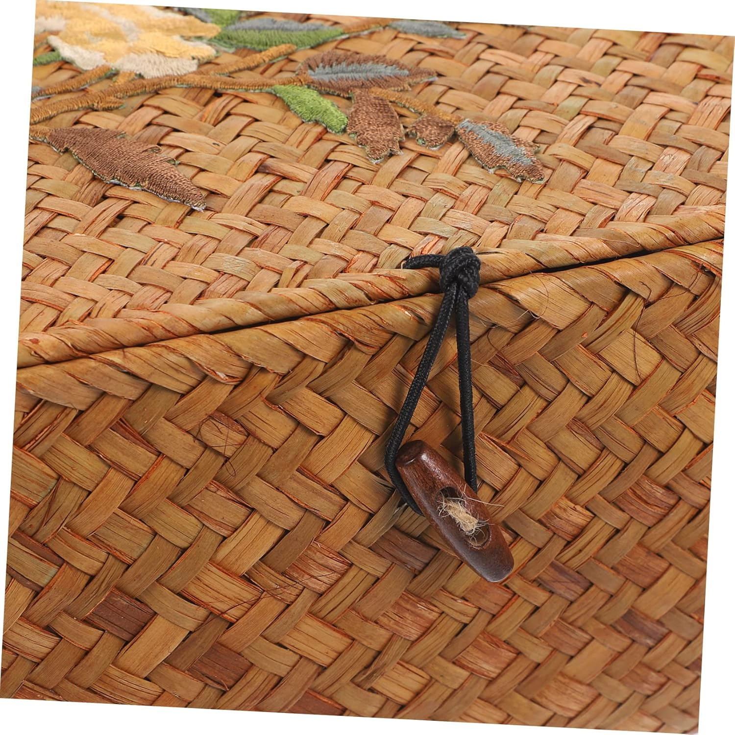 Decorative Woven Storage Basket Large Rectangular 29X19X12Cm Wicker Basket Lid Rustic Desktop Organizer for Home and Office Storage image number 3