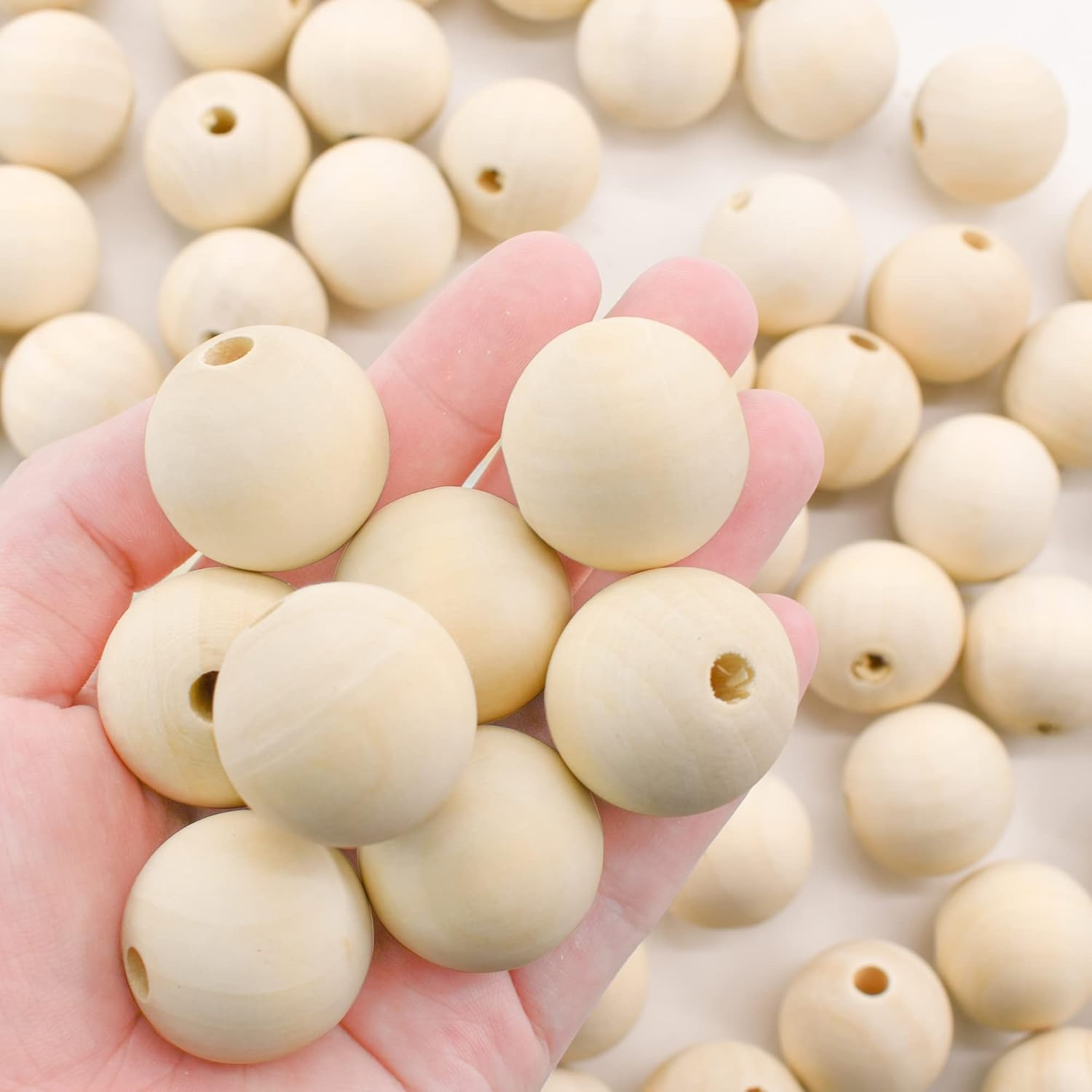 Enkrio Wooden Beads 100Pcs round Wood Beads Unfinished Wooden Loose Beads for Macrame Crafts Jewelry Making(30Mm)