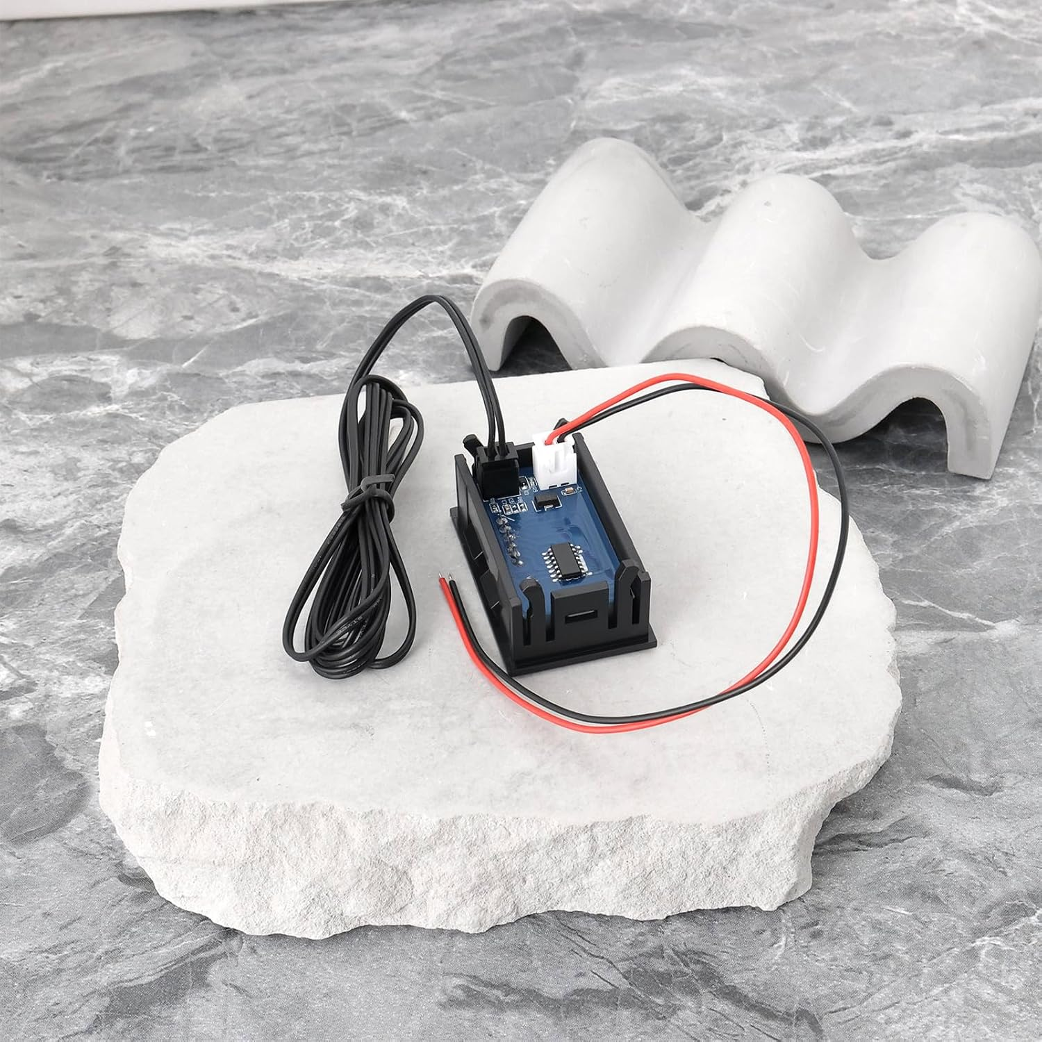 YINETTECH 2Pcs -50~110 &deg;C DC 5-12V Digital Display Thermometer Suitable for Temperature Measurement of Fish Tanks Refrigerators and Water