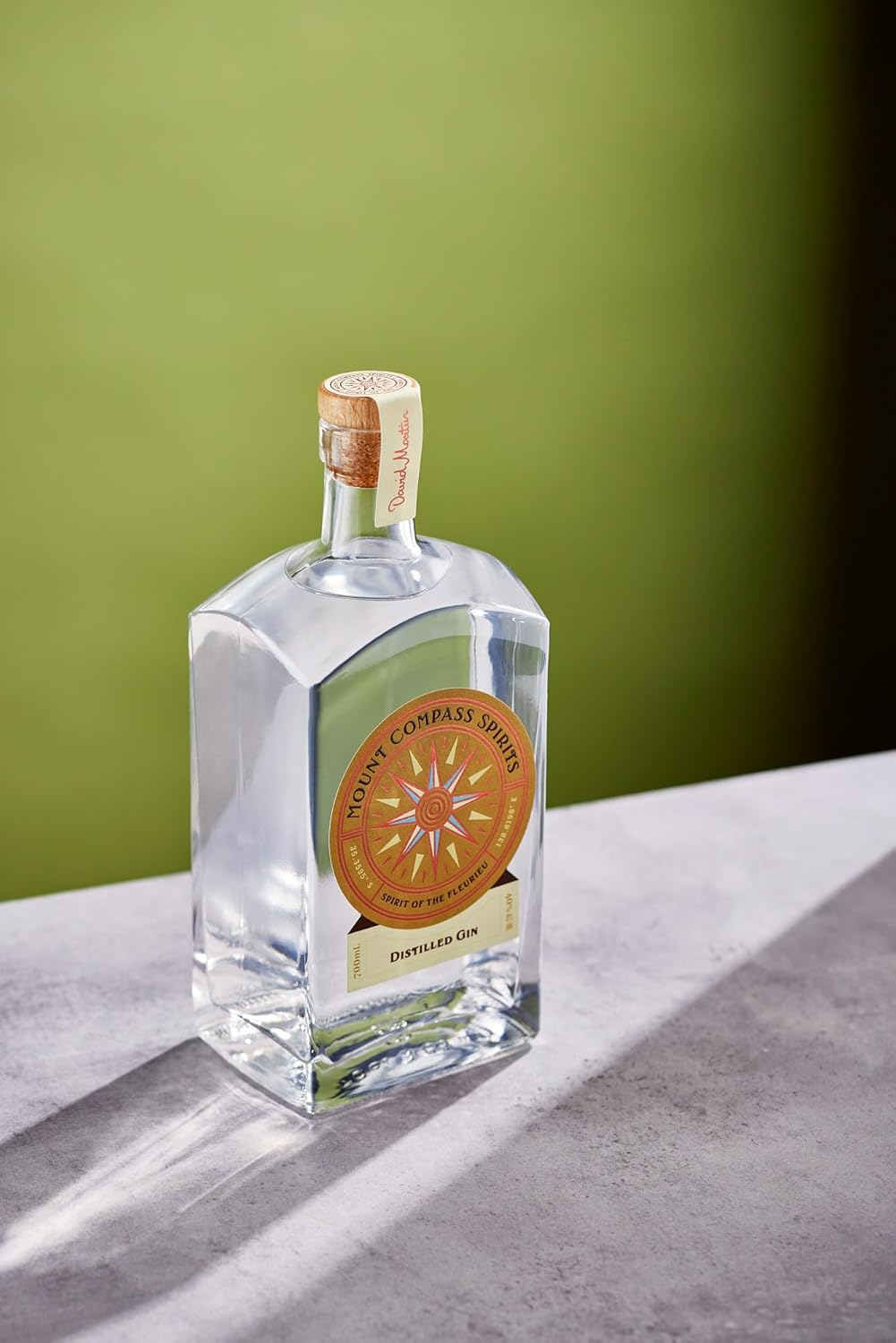 Mount Compass Spirits Distilled Gin 700Ml image number 1