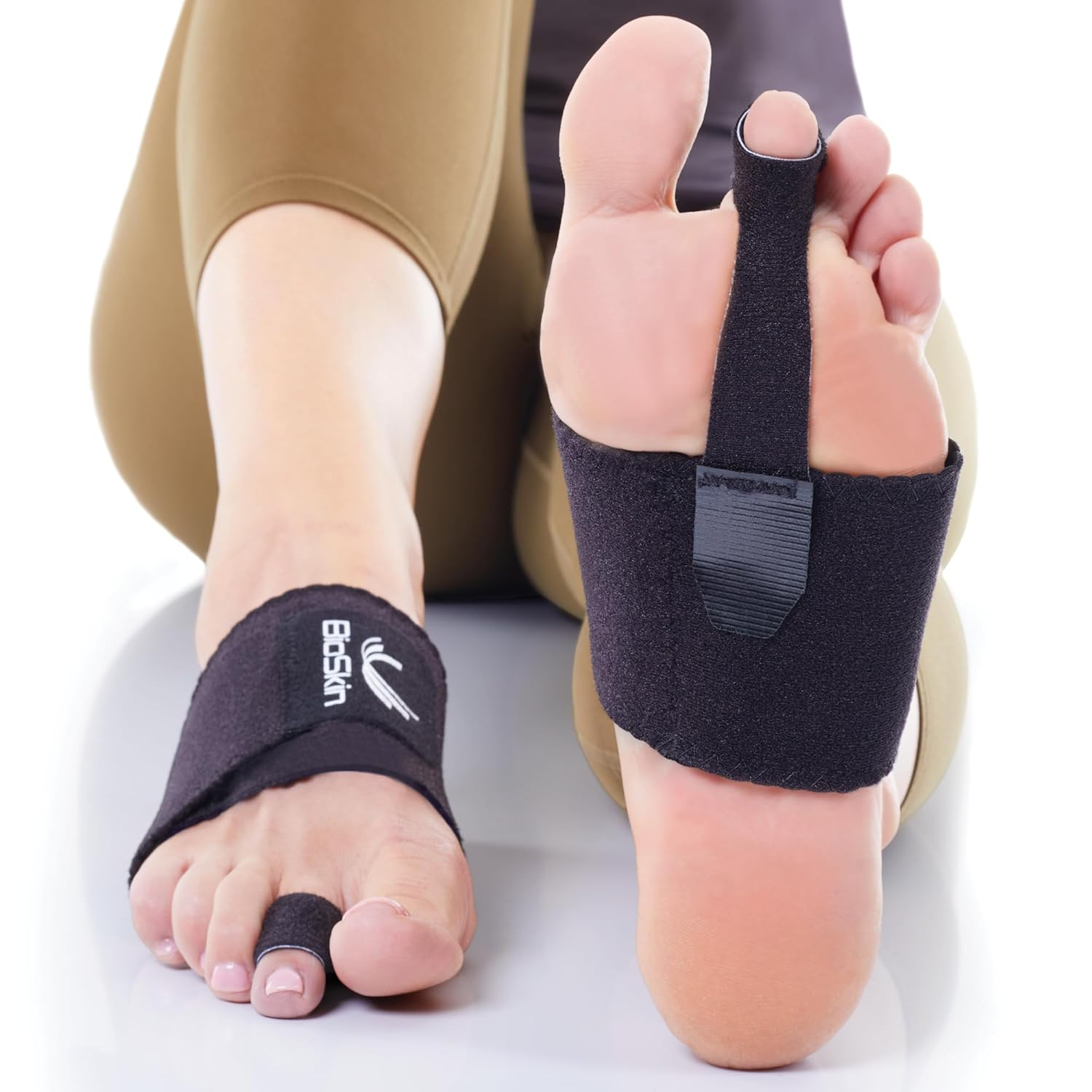 Hammer Toe Straightener for Metatarsalgia, Claw Toe or Mallet Toe - Osteotomy Strap and Foot Compression Wrap - By image number 3