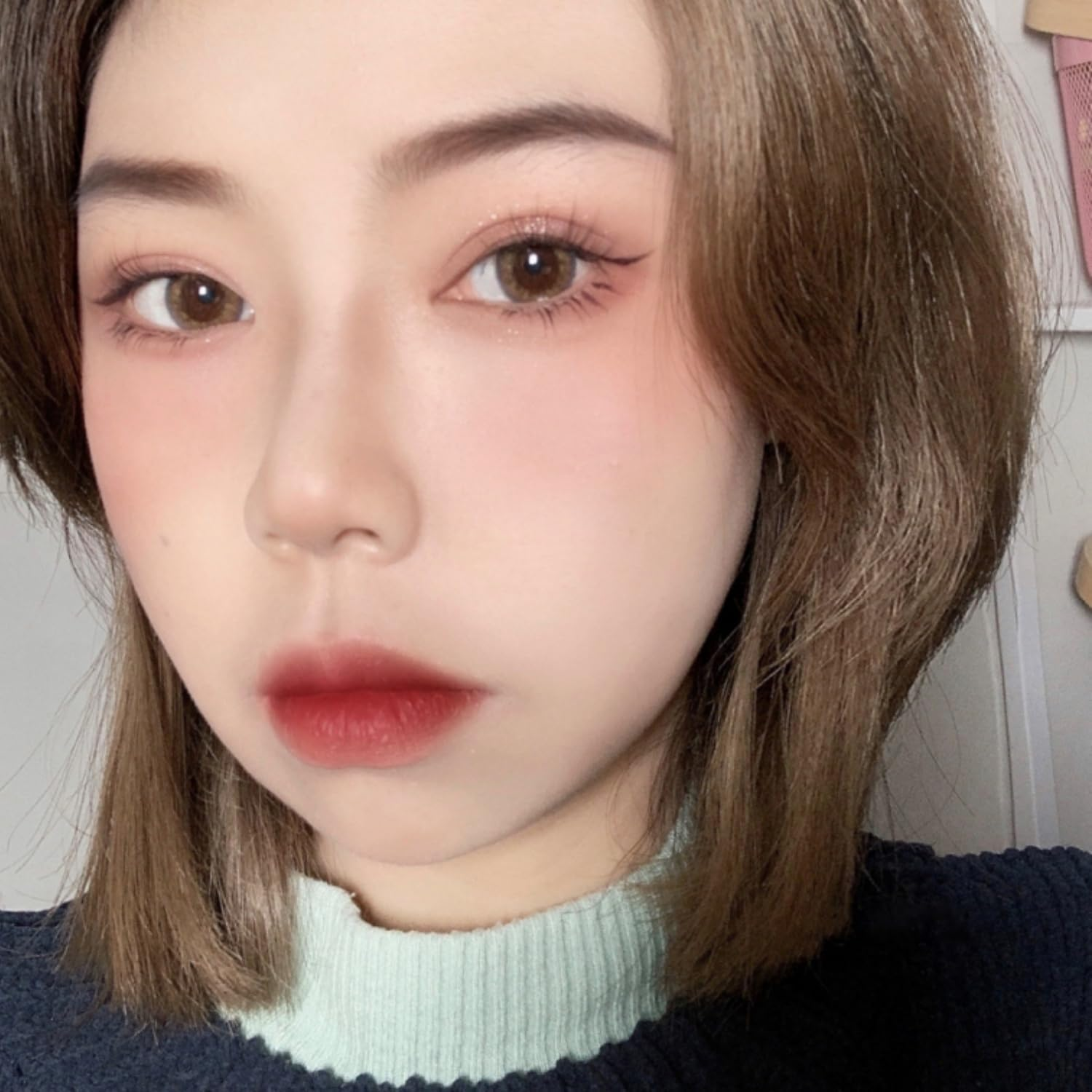 9-Color Korean-Style Eyeshadow Palette, Matte Pearlescent Glitter with Multiple Textures, High Color Rendering, Long-Lasting Water Resistance, Easy to Smut (Optional Style). (Shibuya Spice Girls D) image number 2